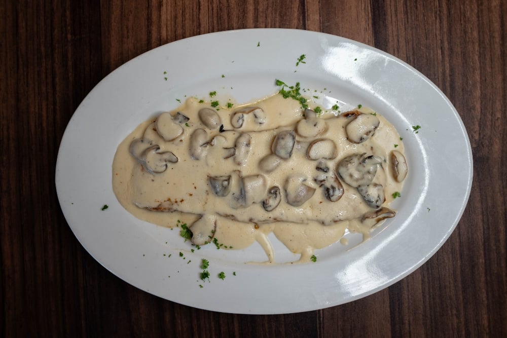 Chicken in Mushroom Sauce