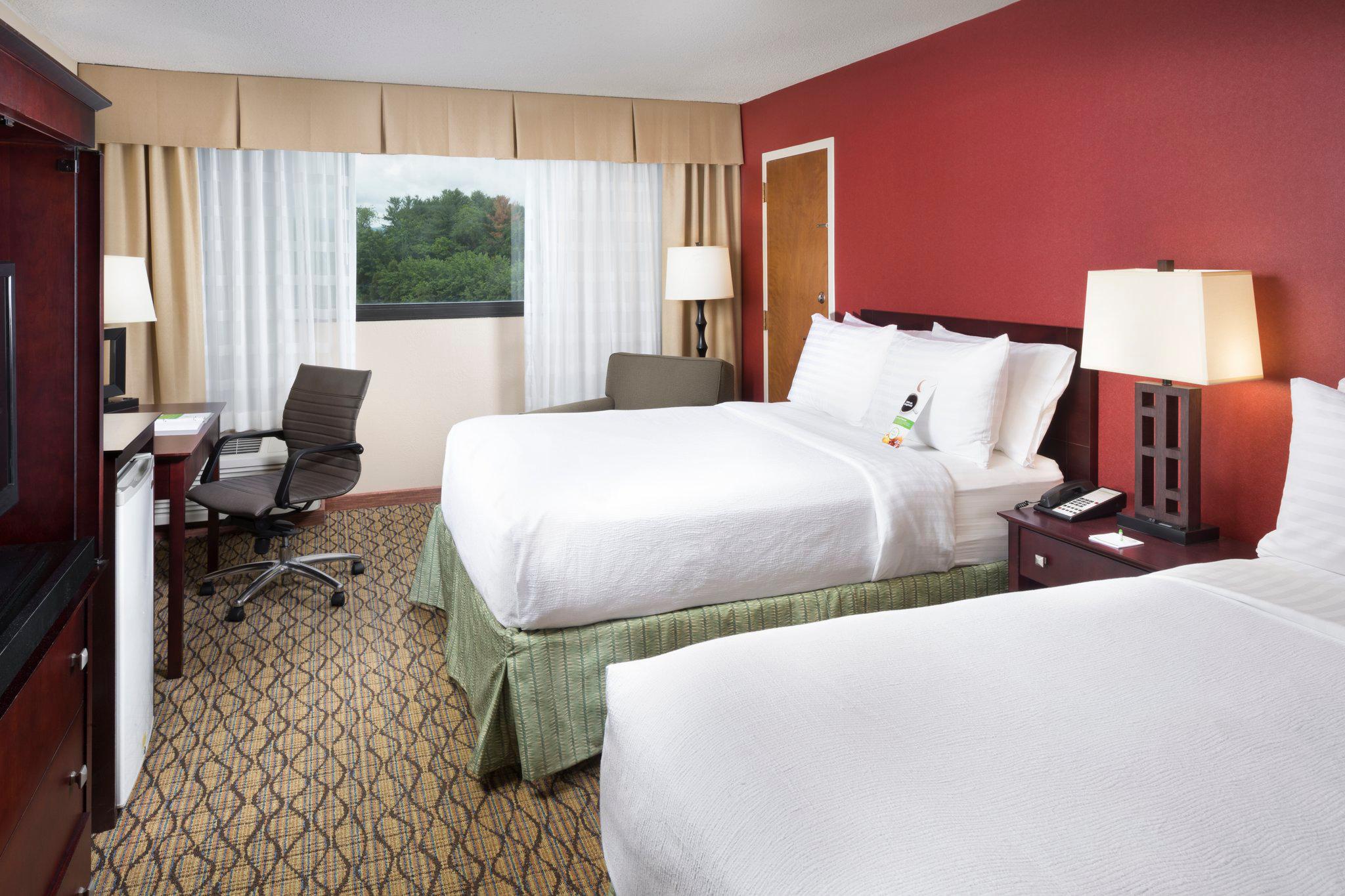 Holiday Inn Johnson City Photo