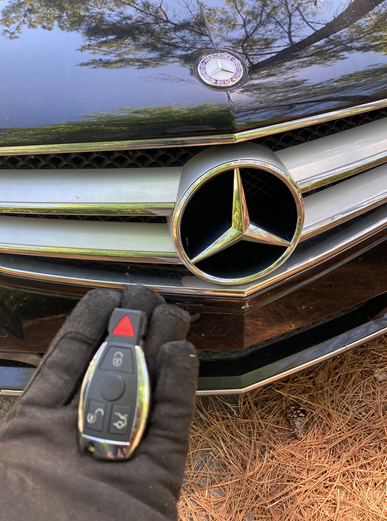 Rays Mobile Locksmith Logo