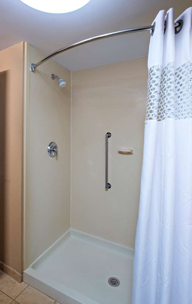 Hampton Inn Bennington Image