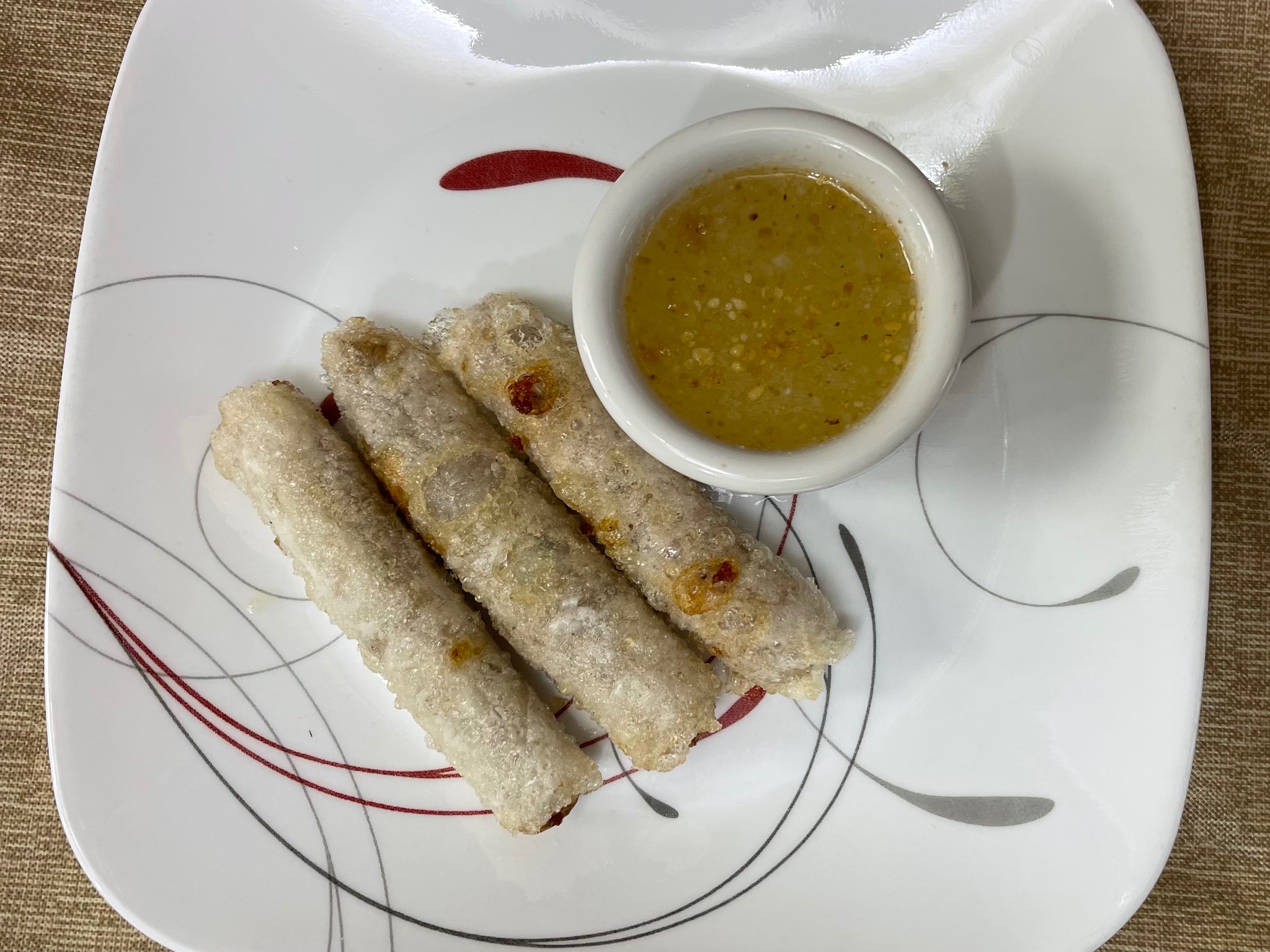 1/2 Crispy Roll (3 Pieces)