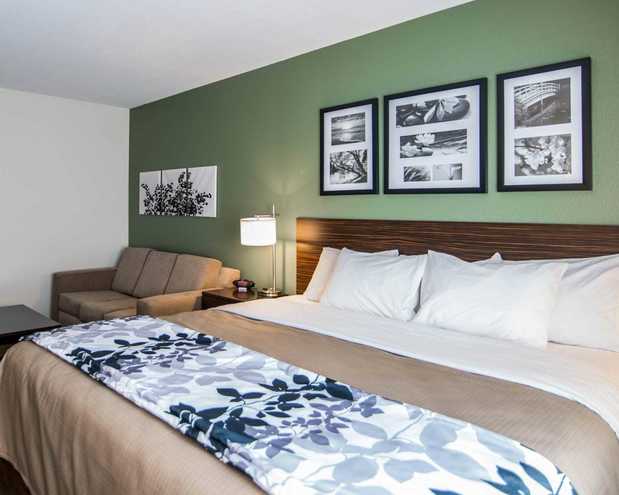 Images Sleep Inn & Suites & Conference Center