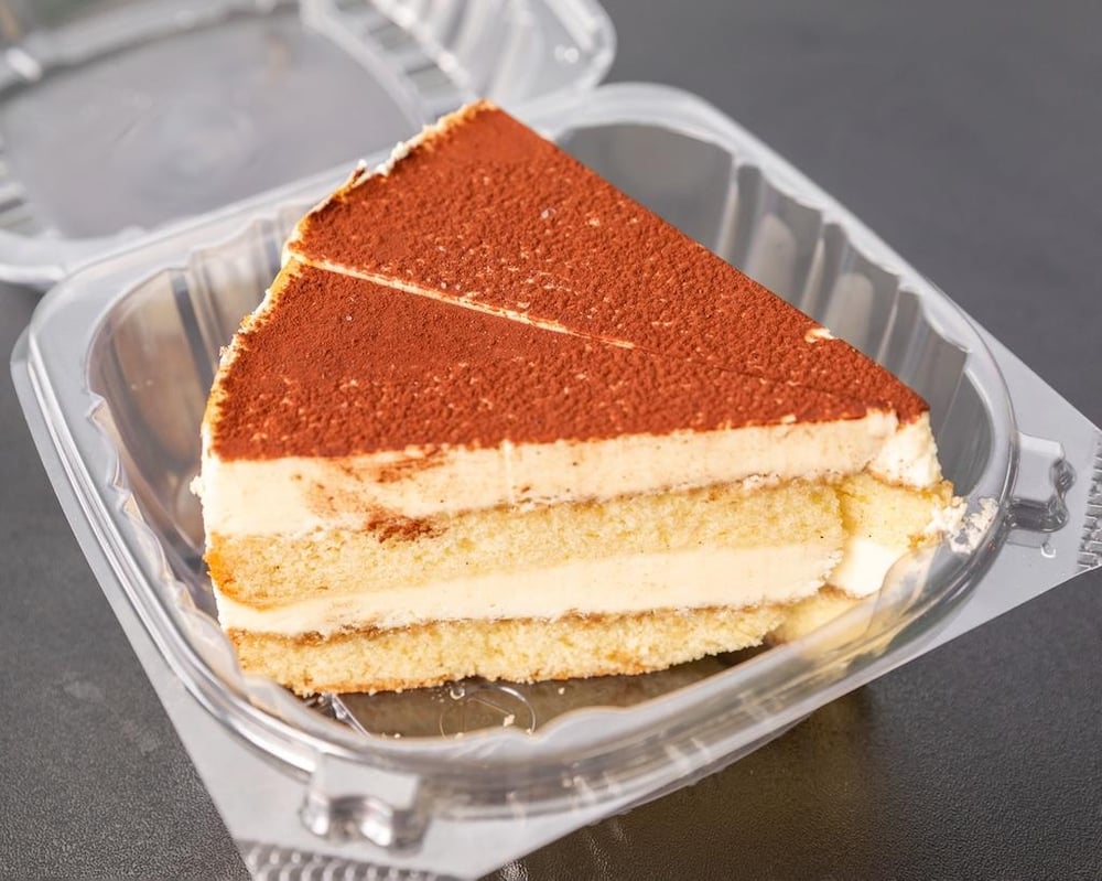 Tiramisu cake