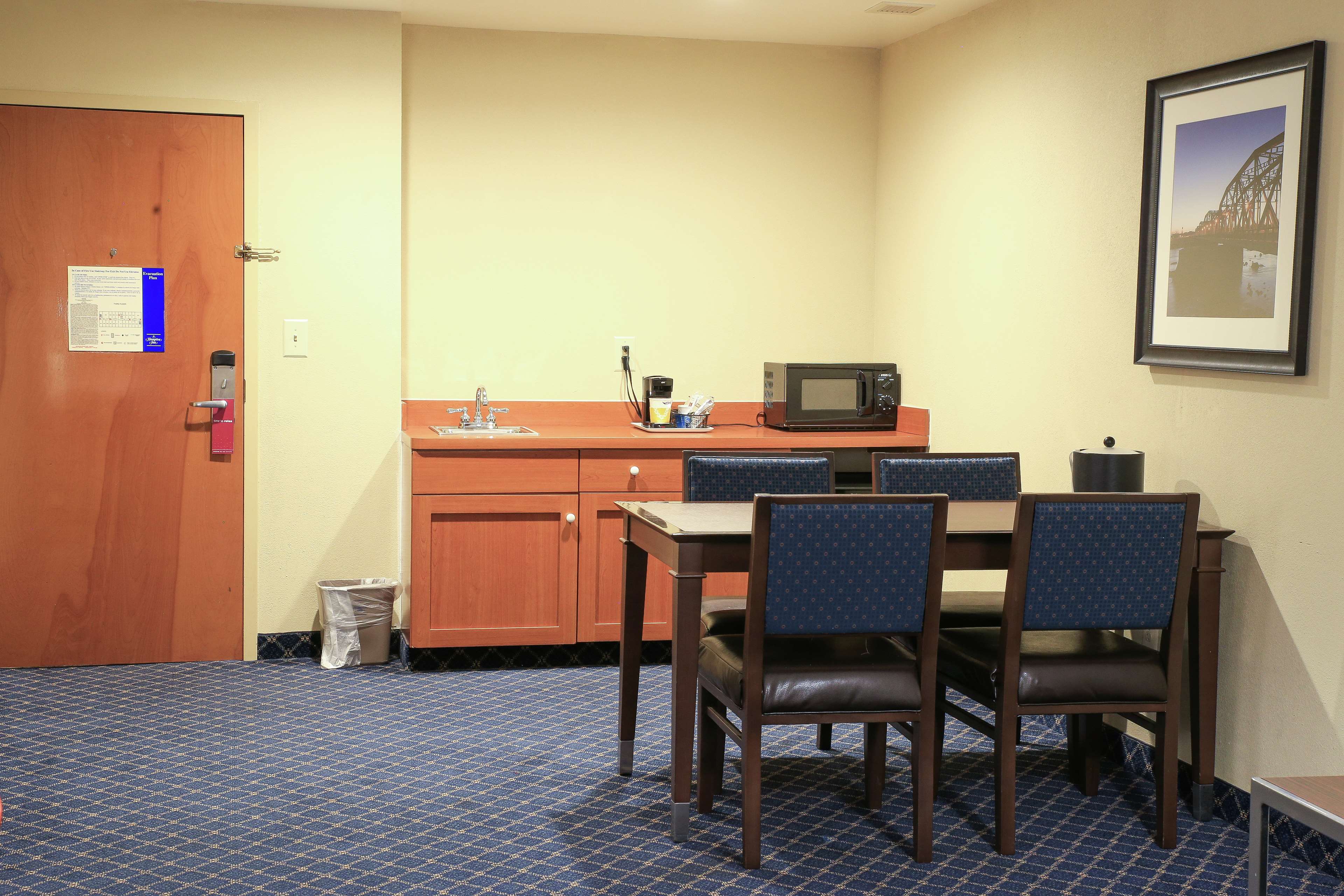 Hampton Inn Bordentown Photo