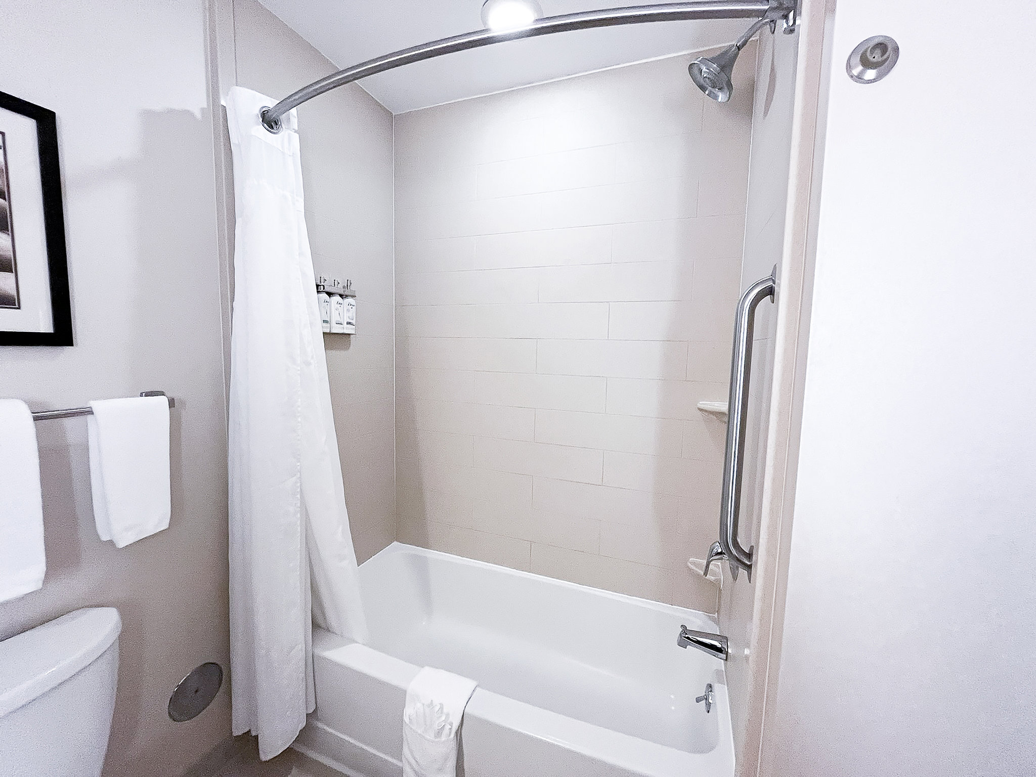 Holiday Inn Express & Suites Morton Peoria Area by IHG Image