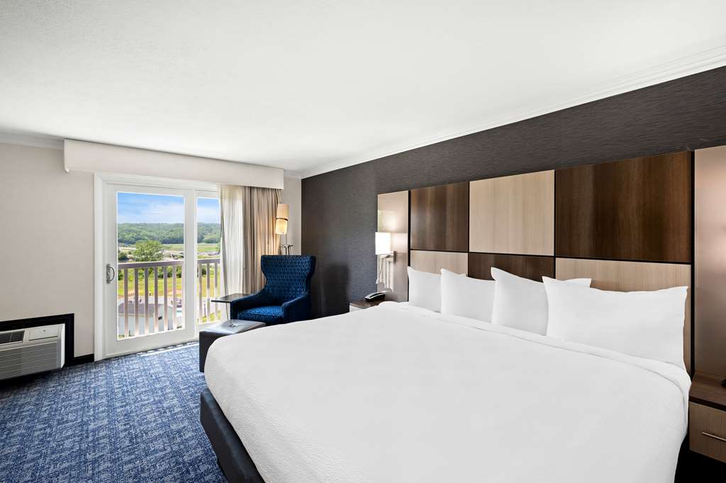 Best Western Freeport Inn Image