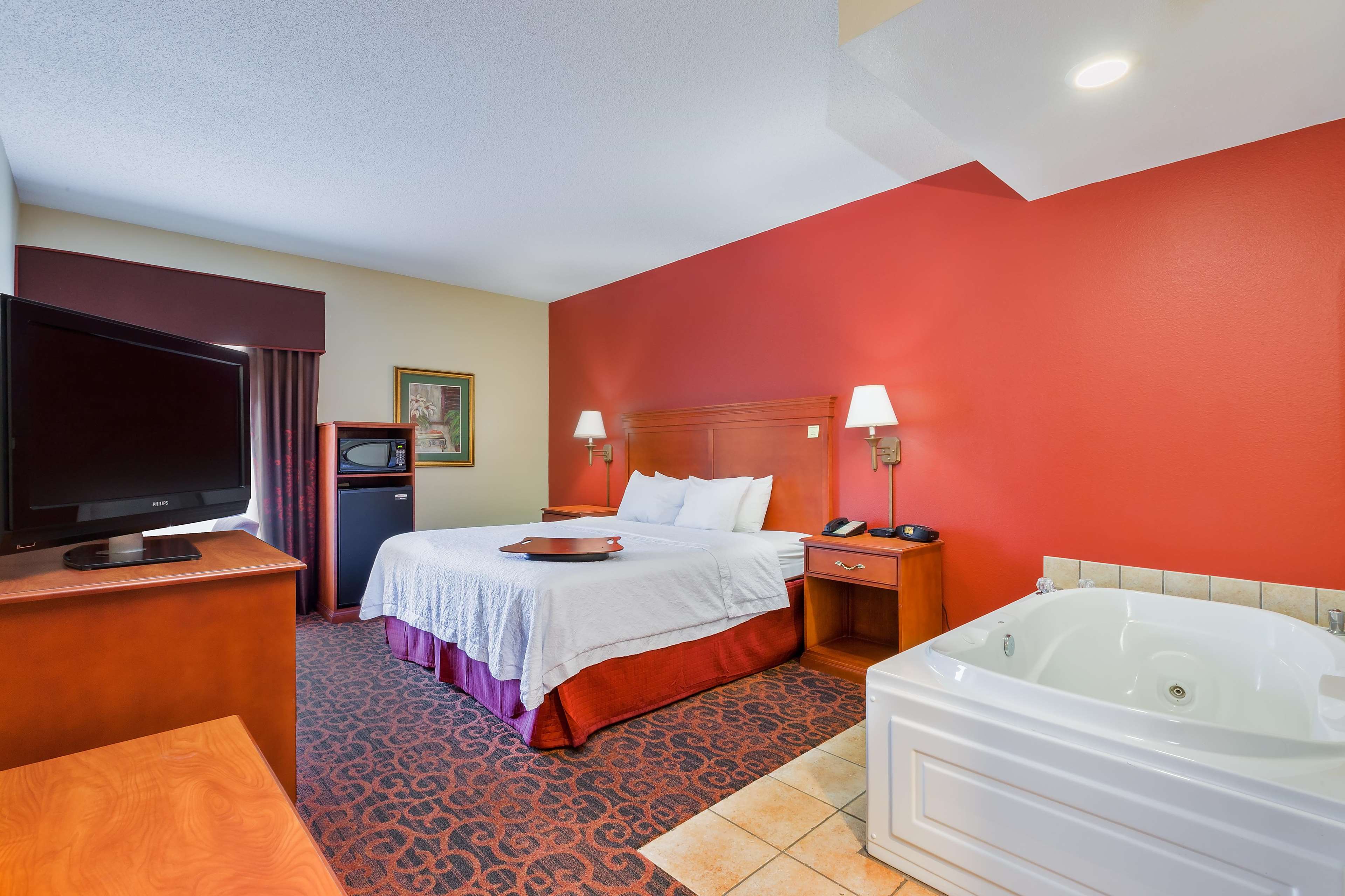 Hampton Inn Marion Photo