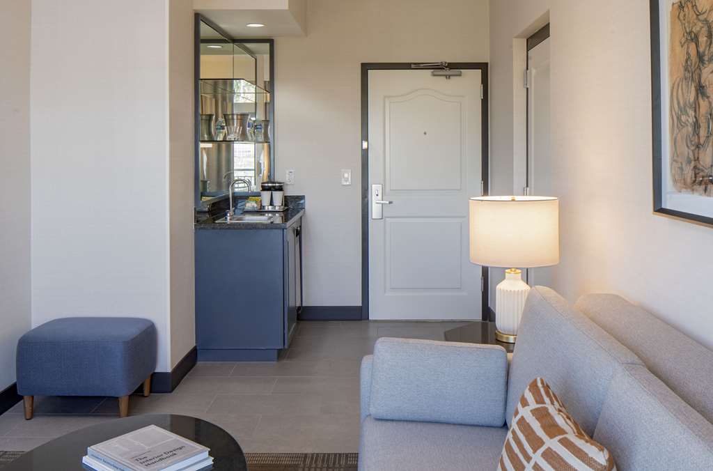 Hilton San Antonio Hill Country Image