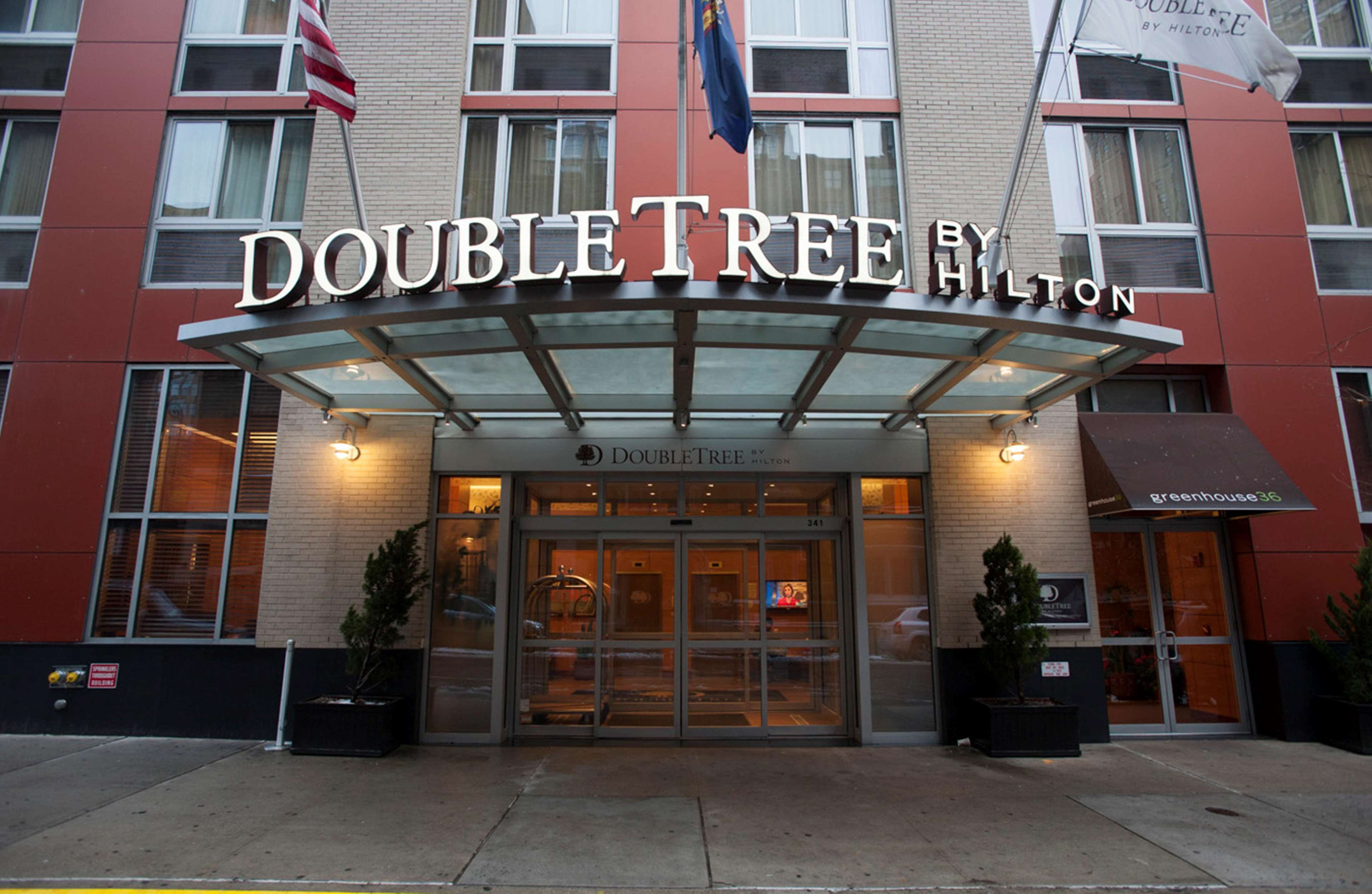 DoubleTree by Hilton Hotel New York - Times Square South Photo