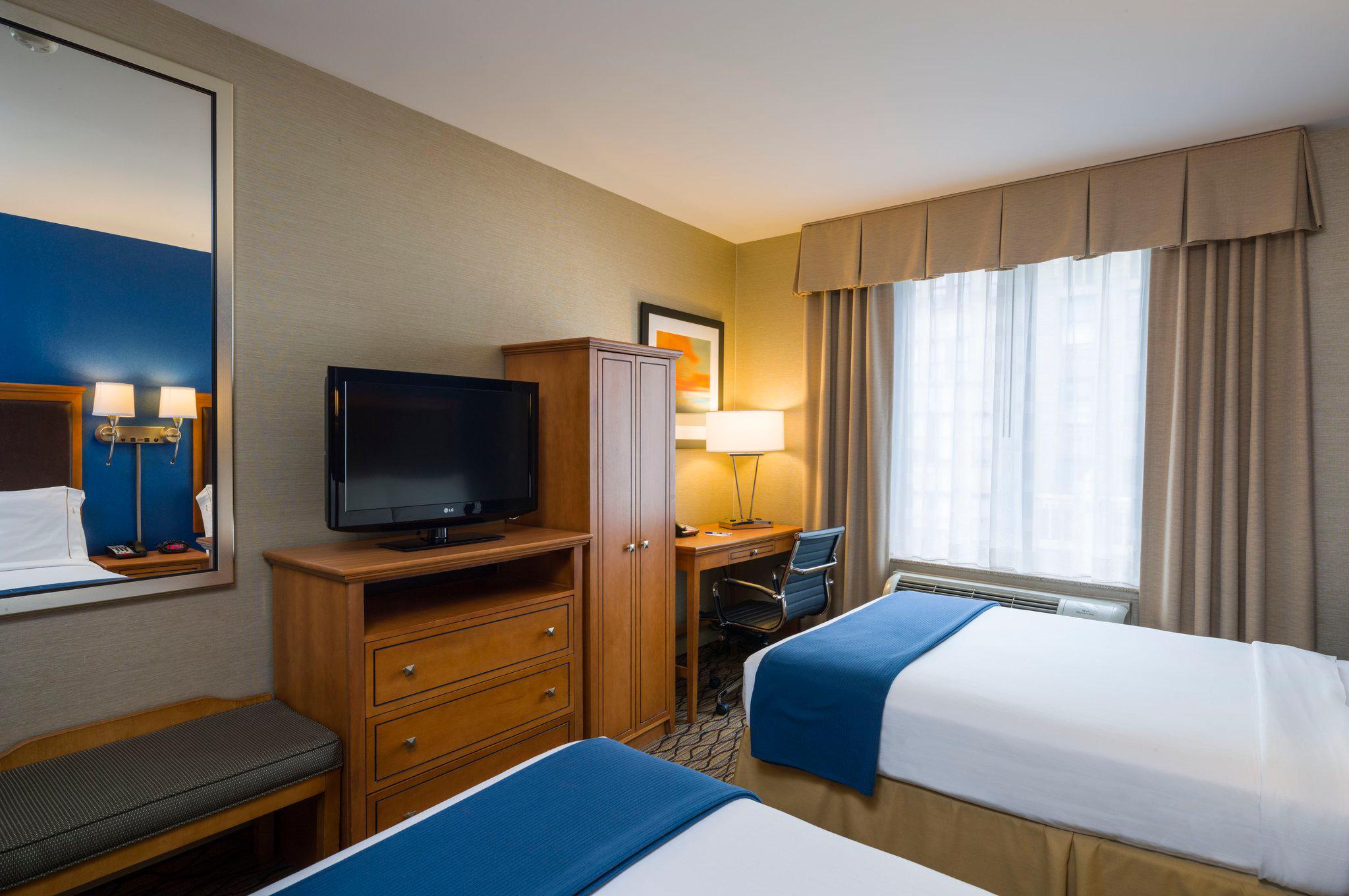 Holiday Inn Express New York City - Chelsea Photo