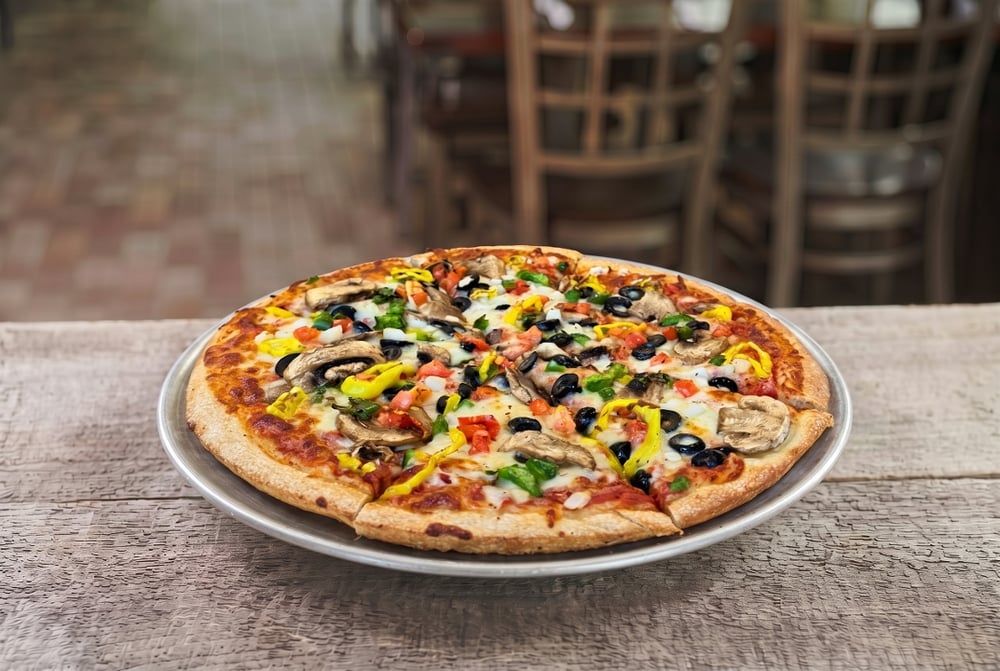 Small 10" Garden Veggie Pizza
