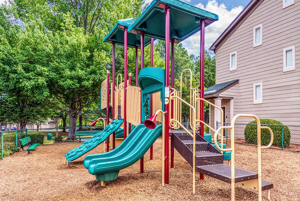Images Camden Ballantyne Apartments