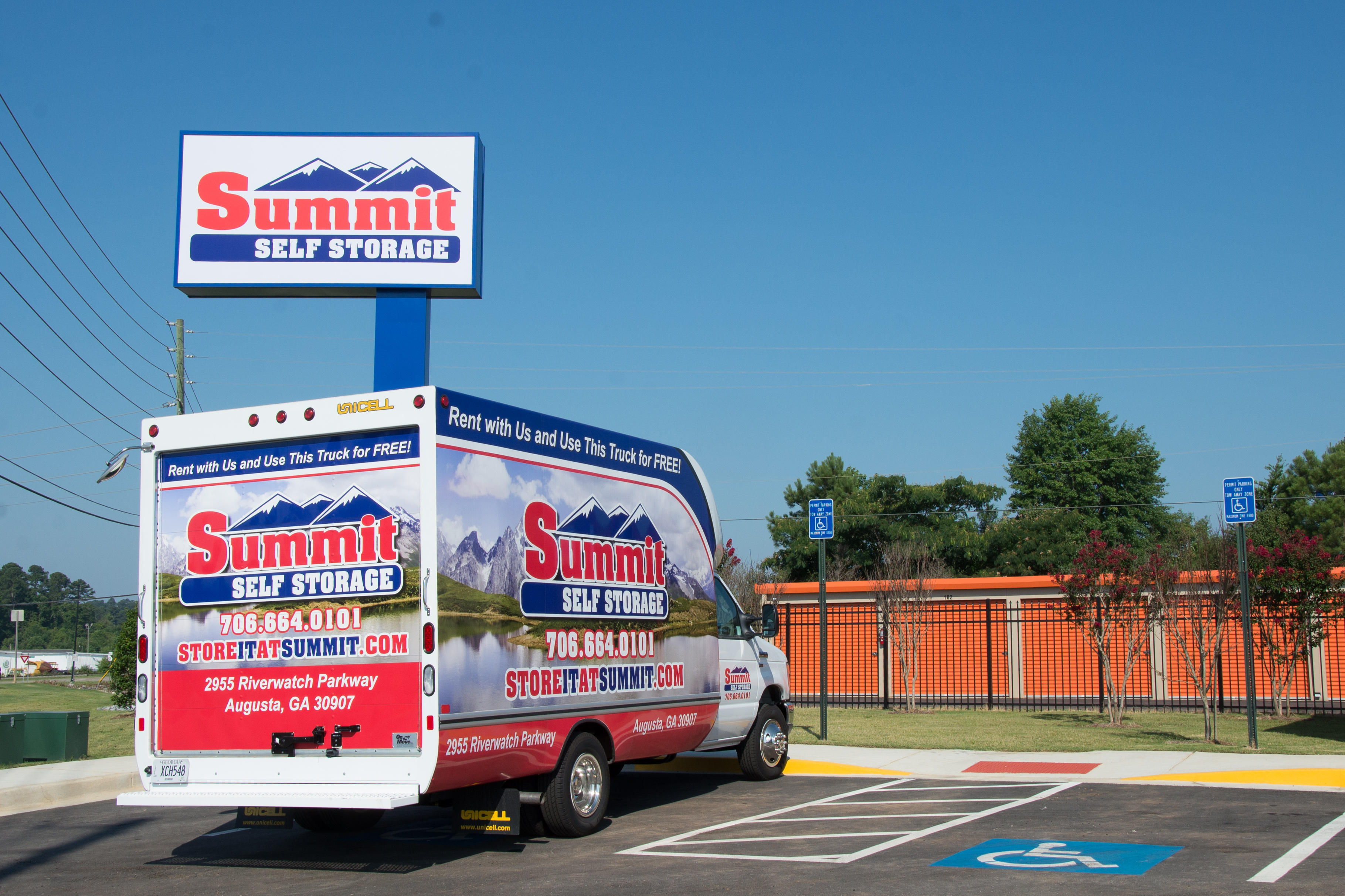 Summit Self Storage Photo