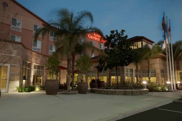Images Hilton Garden Inn San Bernardino