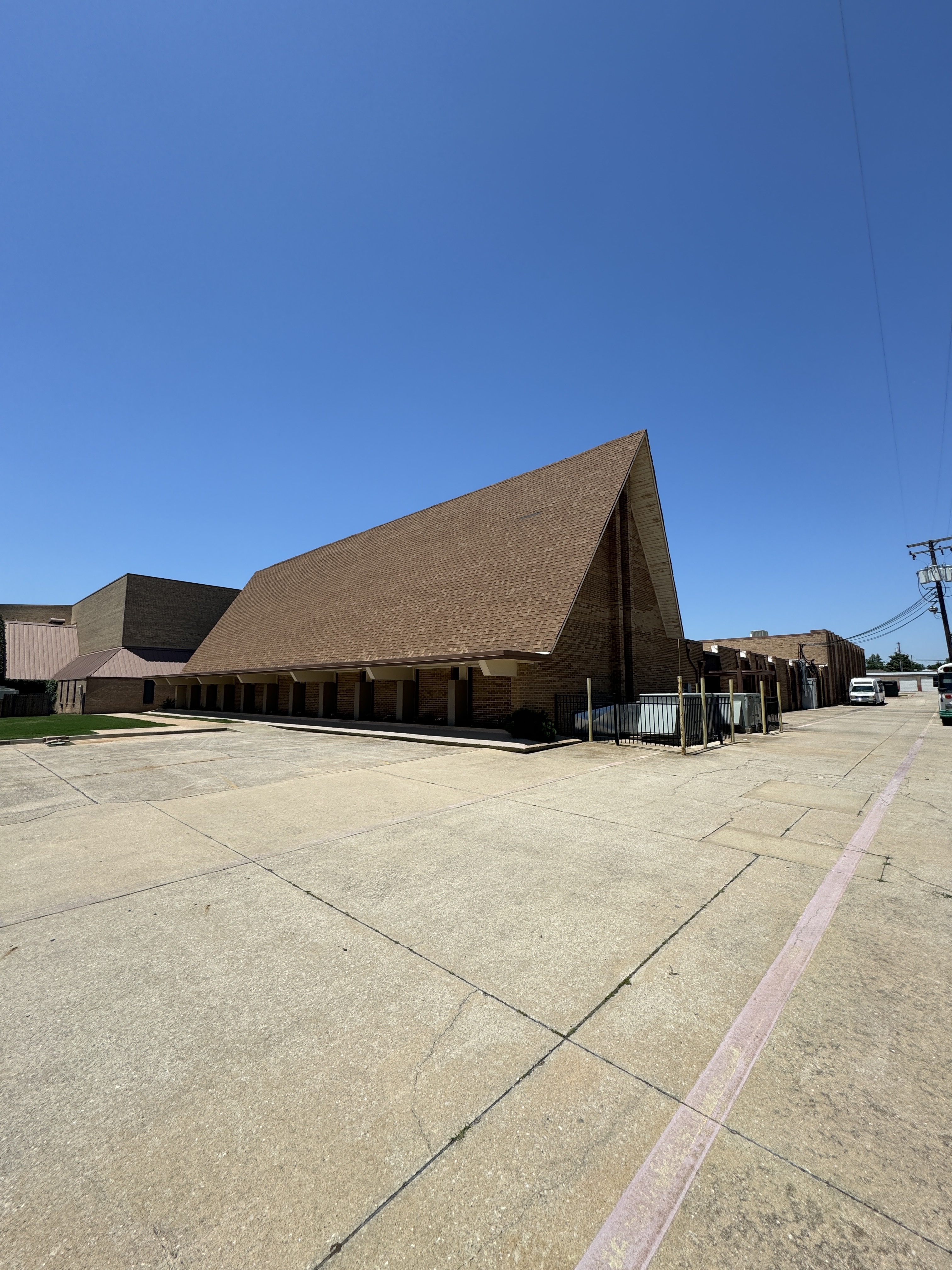 Belter Roofing & Construction Image