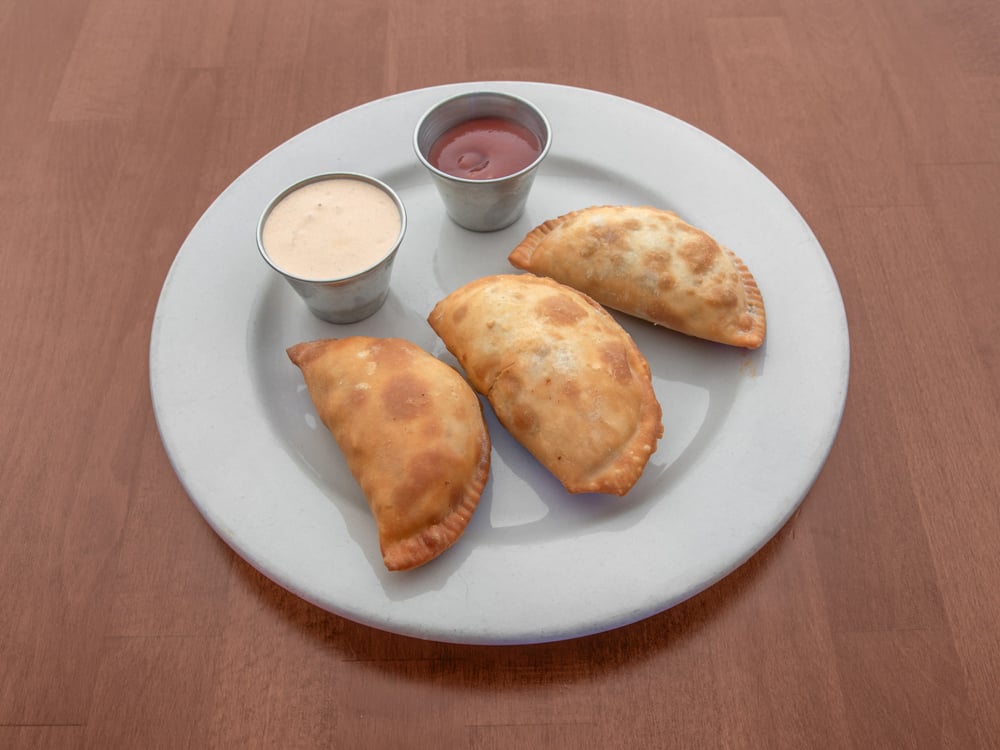 Chicken Empanada / Empanada de Pollo