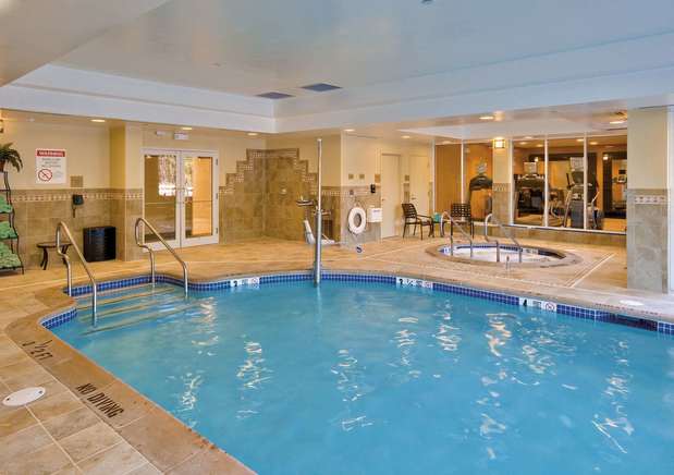 Images Hilton Garden Inn Lakewood