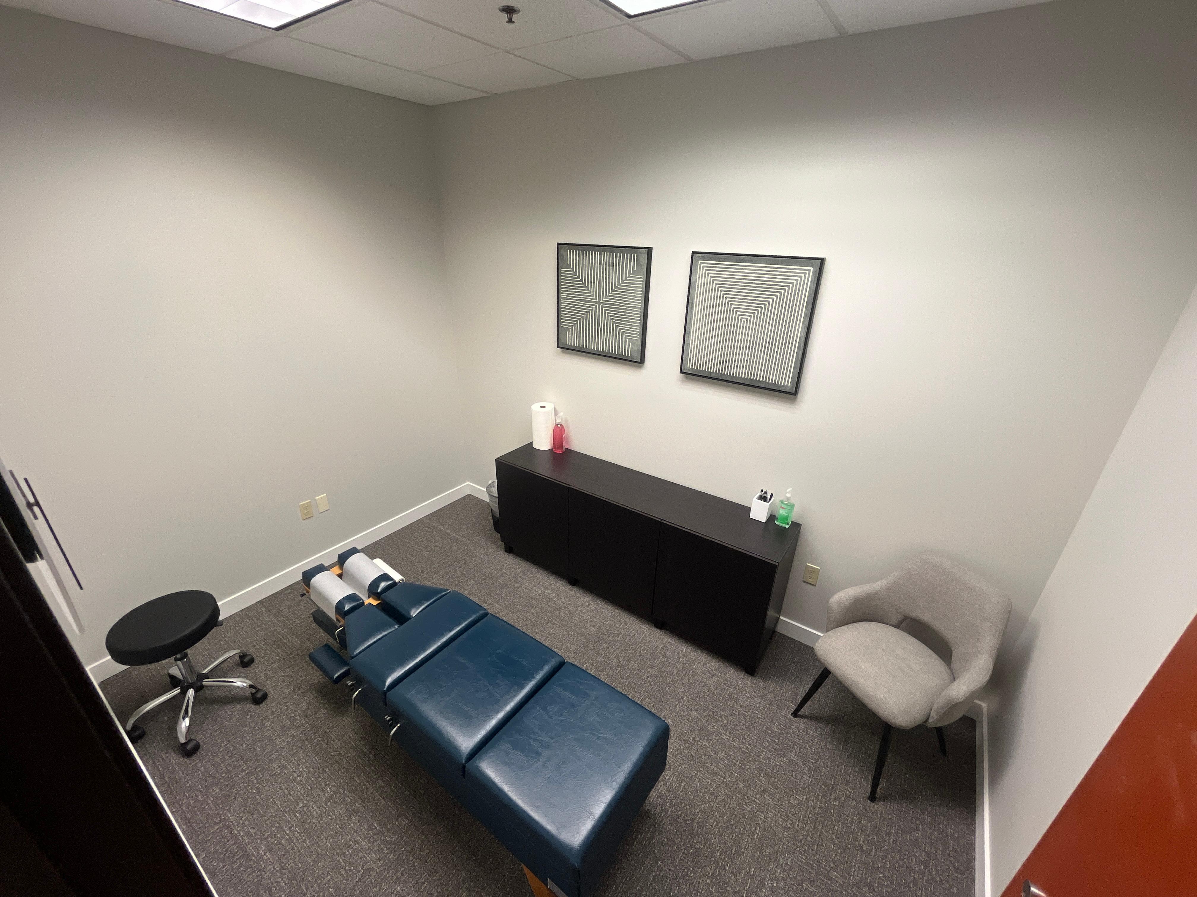 Accident Care Chiropractic Image