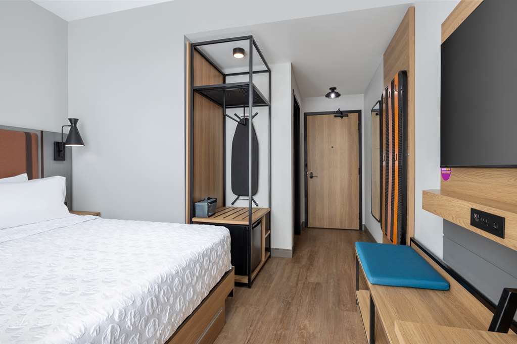 Tru by Hilton Brooklyn Image