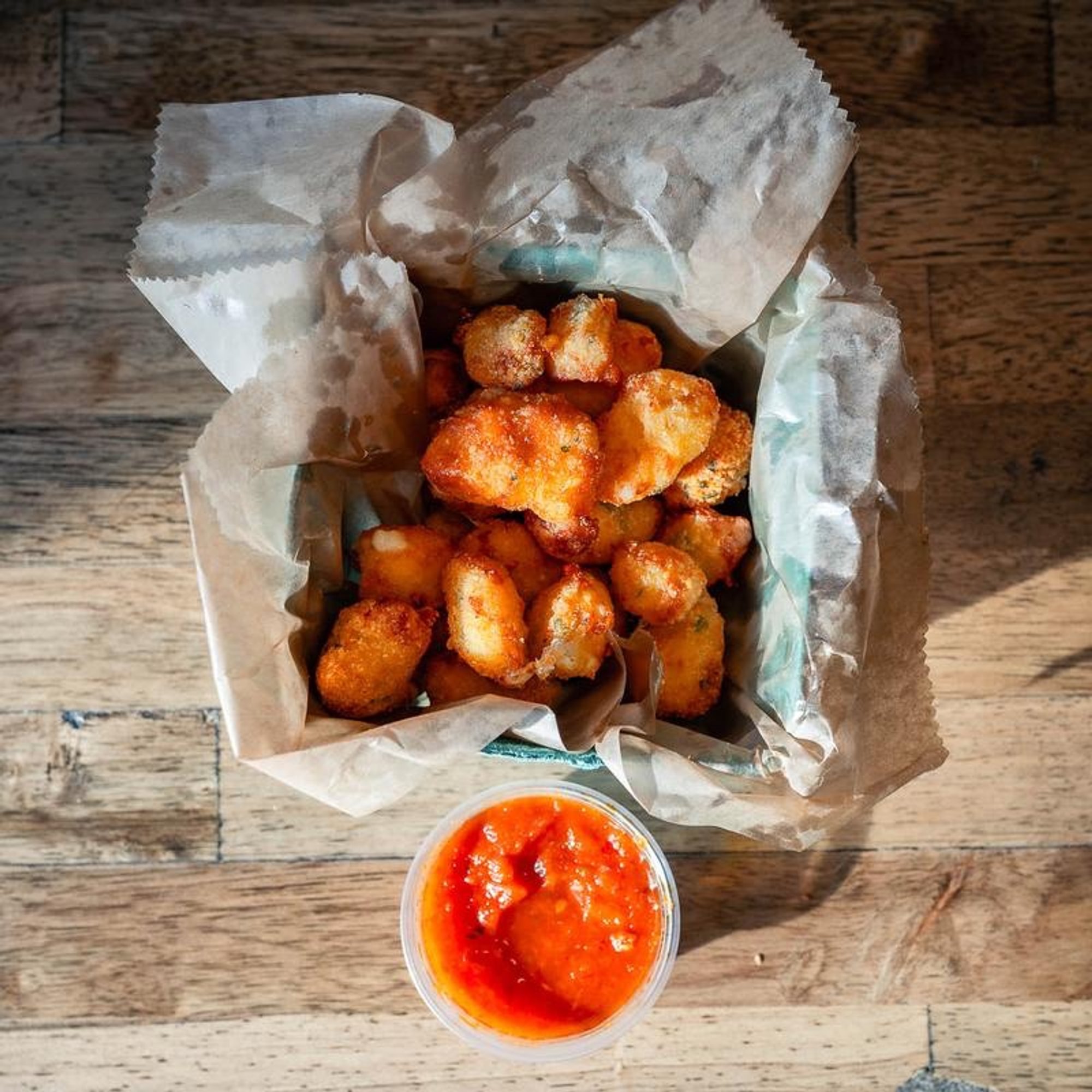 Maggie's Garlic Cheese Curds