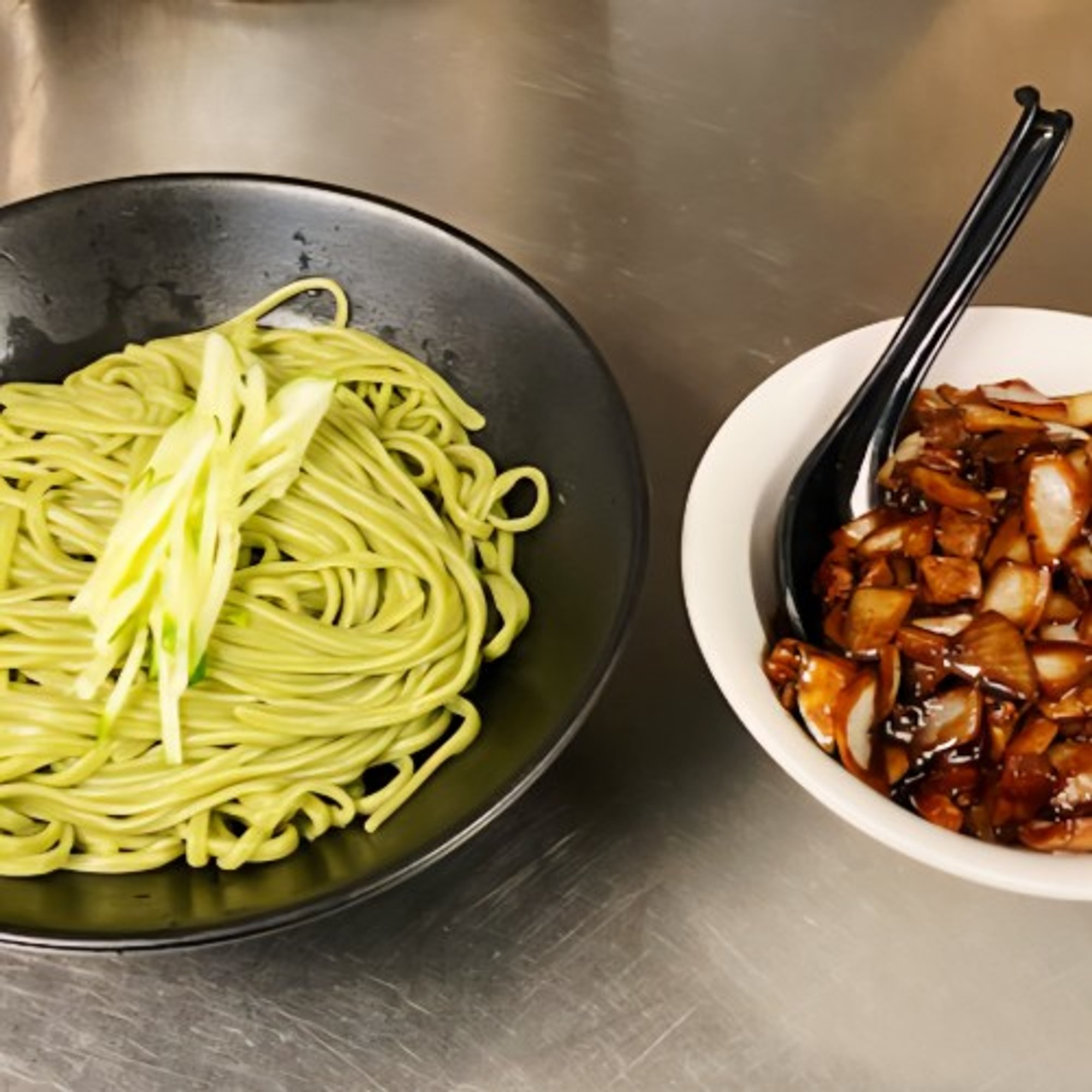N2. Jja Jjang Myun (No Starch) or Spicy Jja Jjang Myun