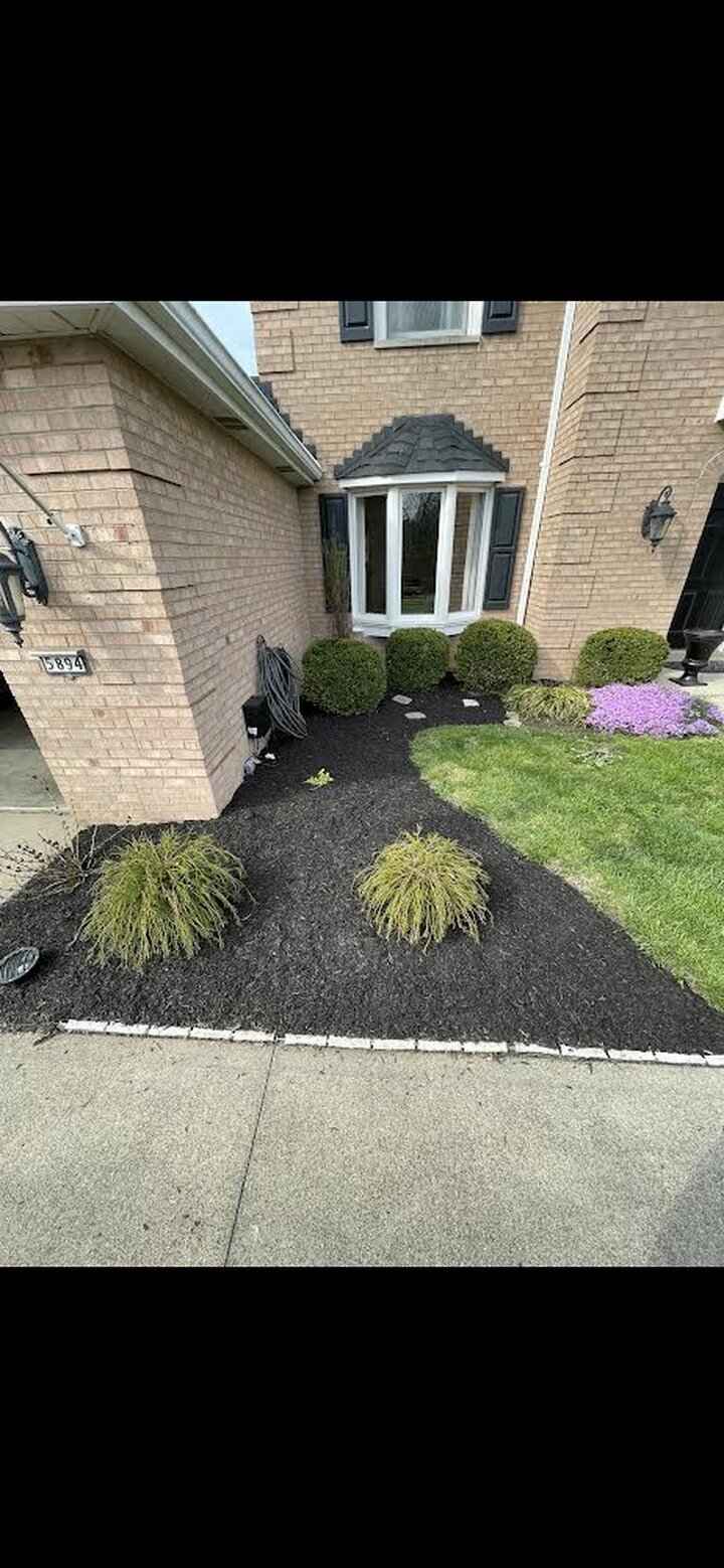 513 Landscaping LLC Image