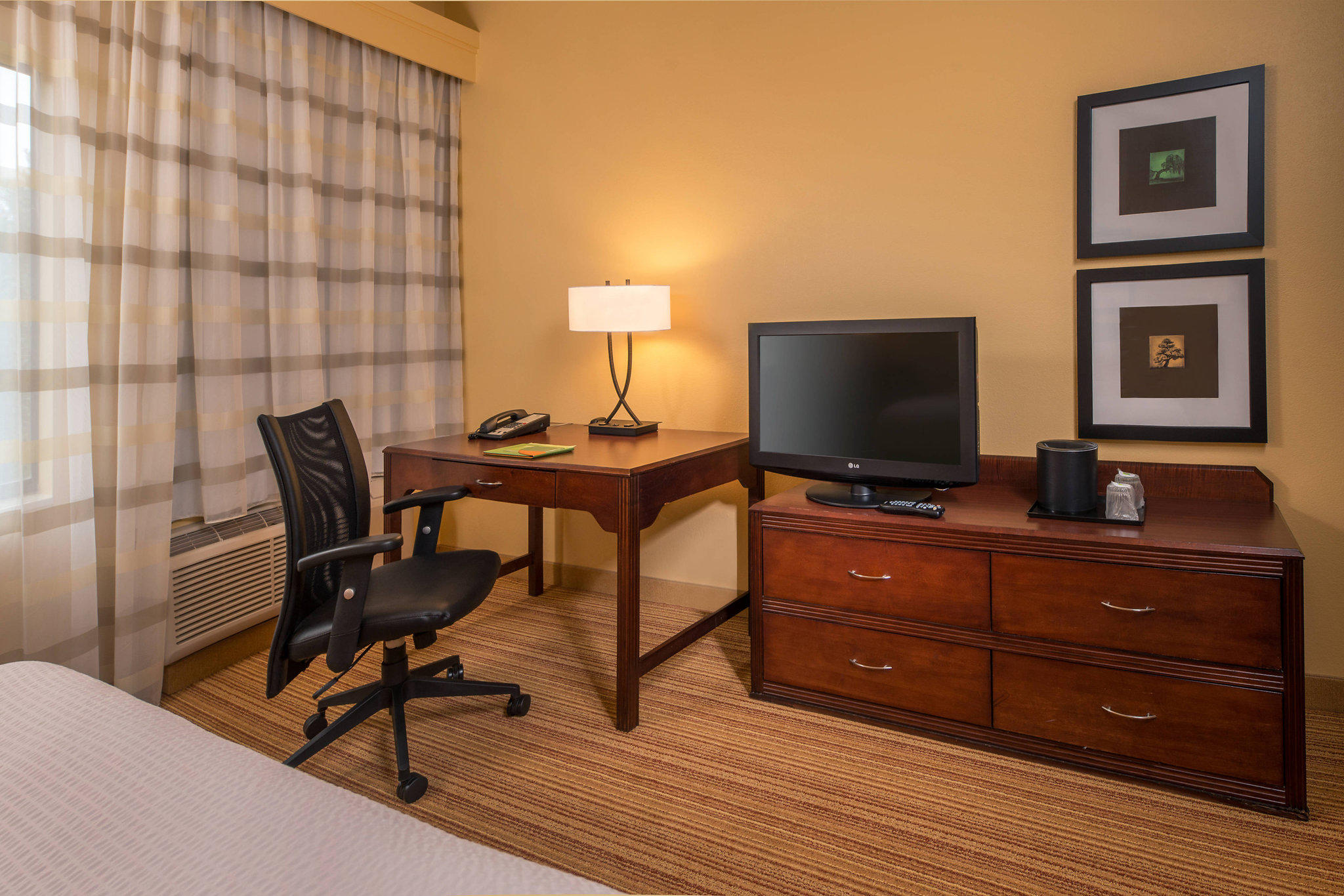 Courtyard by Marriott Durham Research Triangle Park Photo