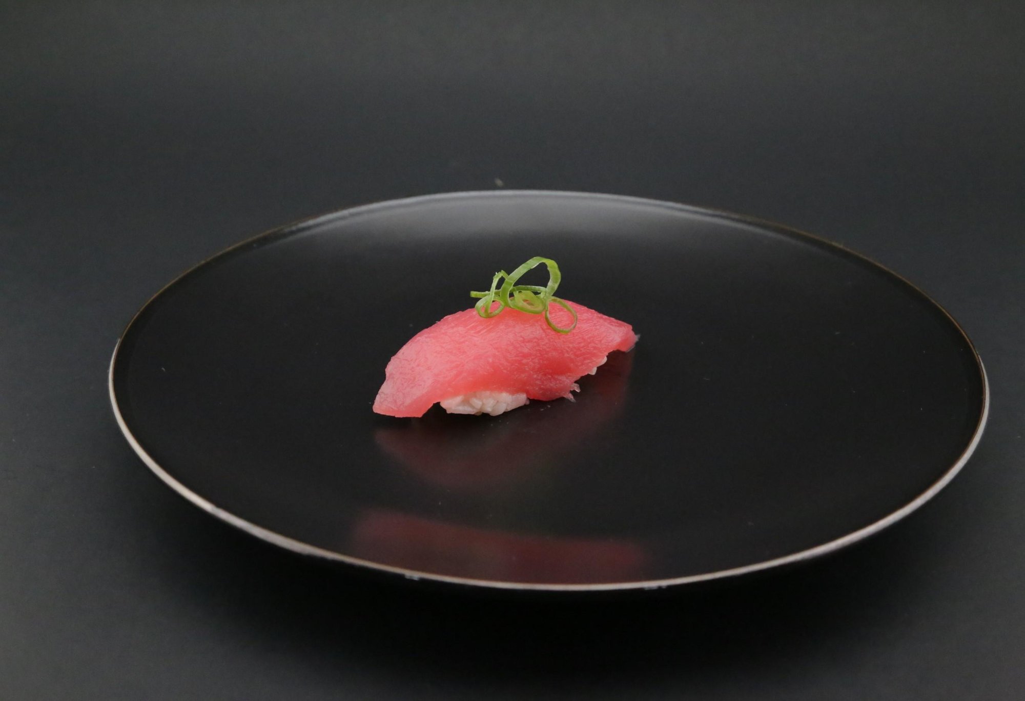 Tuna Nigiri (2pcs)