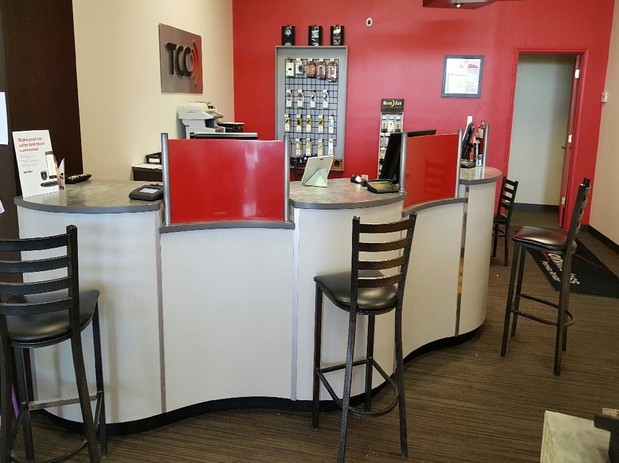 Images Verizon Authorized Retailer, TCC