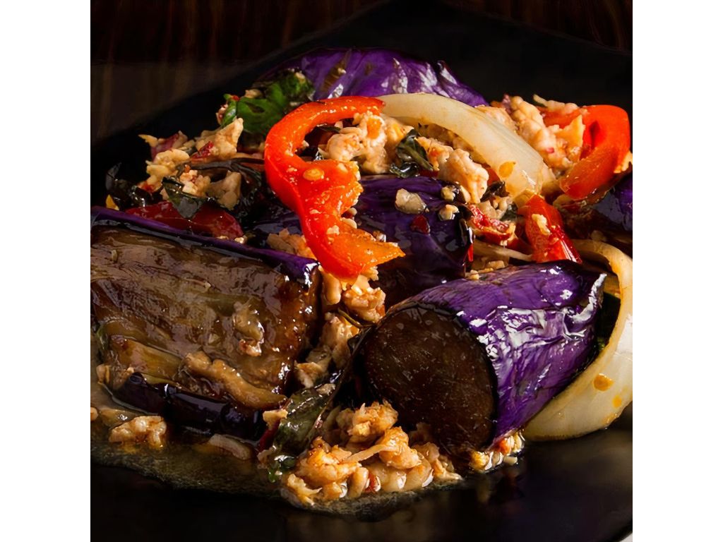 Kapraw Eggplant