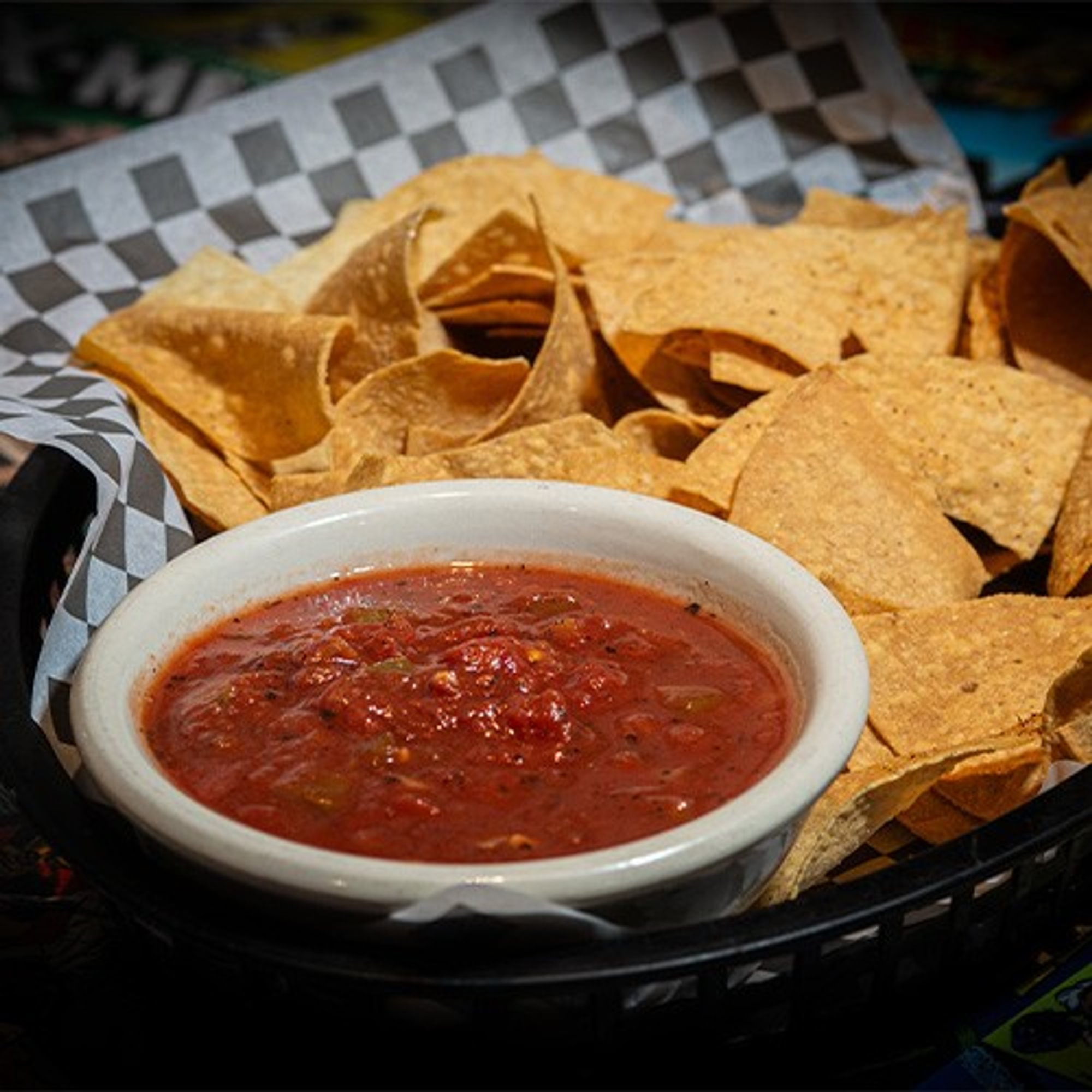 Cheap Chips & Salsa!