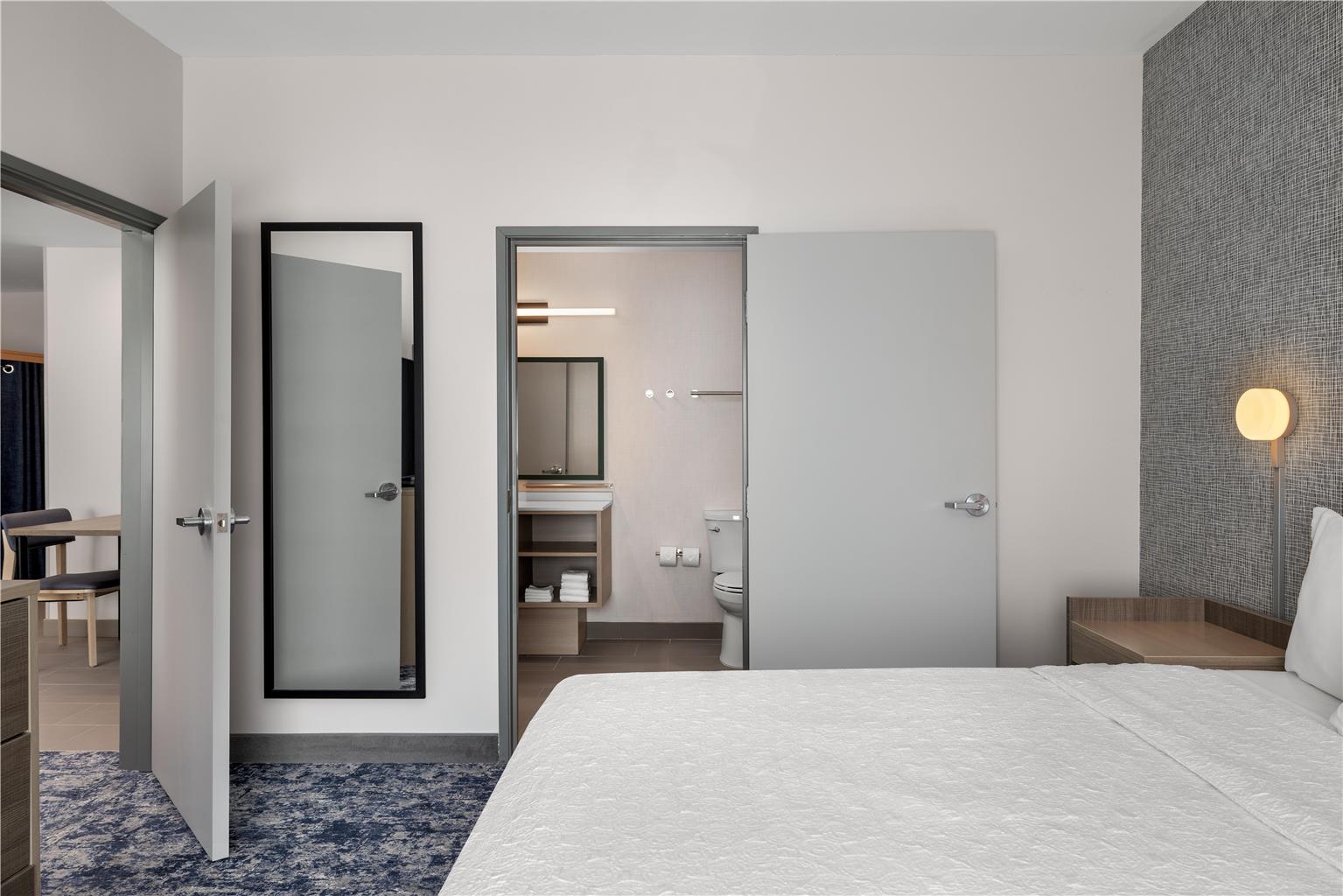 Home2 Suites by Hilton Fort Worth Lake Worth Image