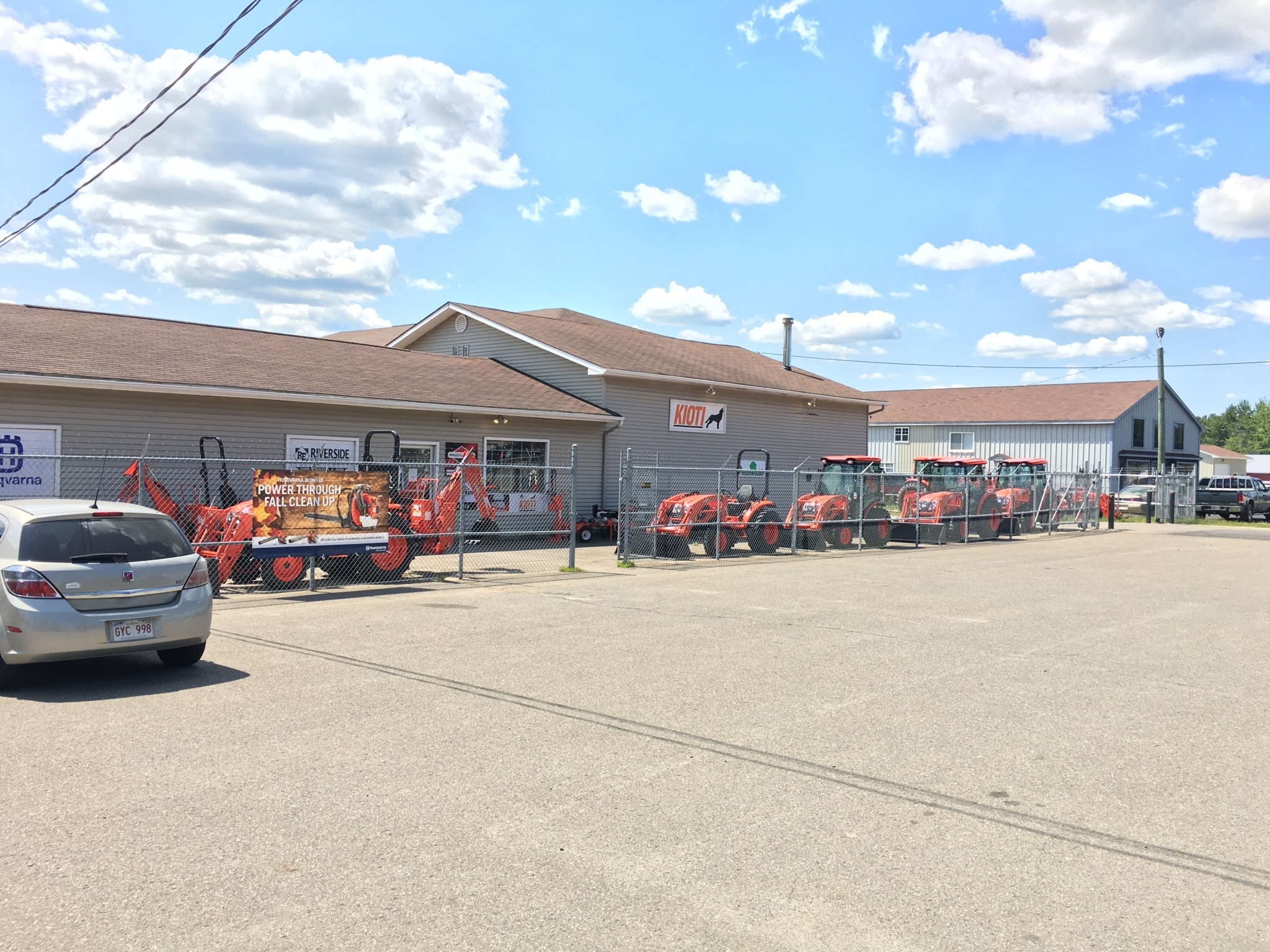 Riverside Equipment, Maugerville NB Ourbis