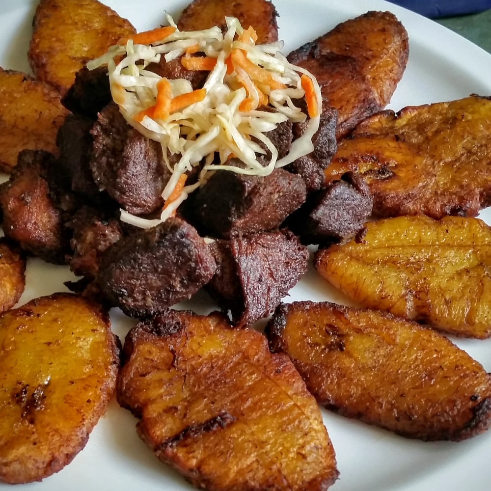 Bèf Ak Sòs (Beef stew)