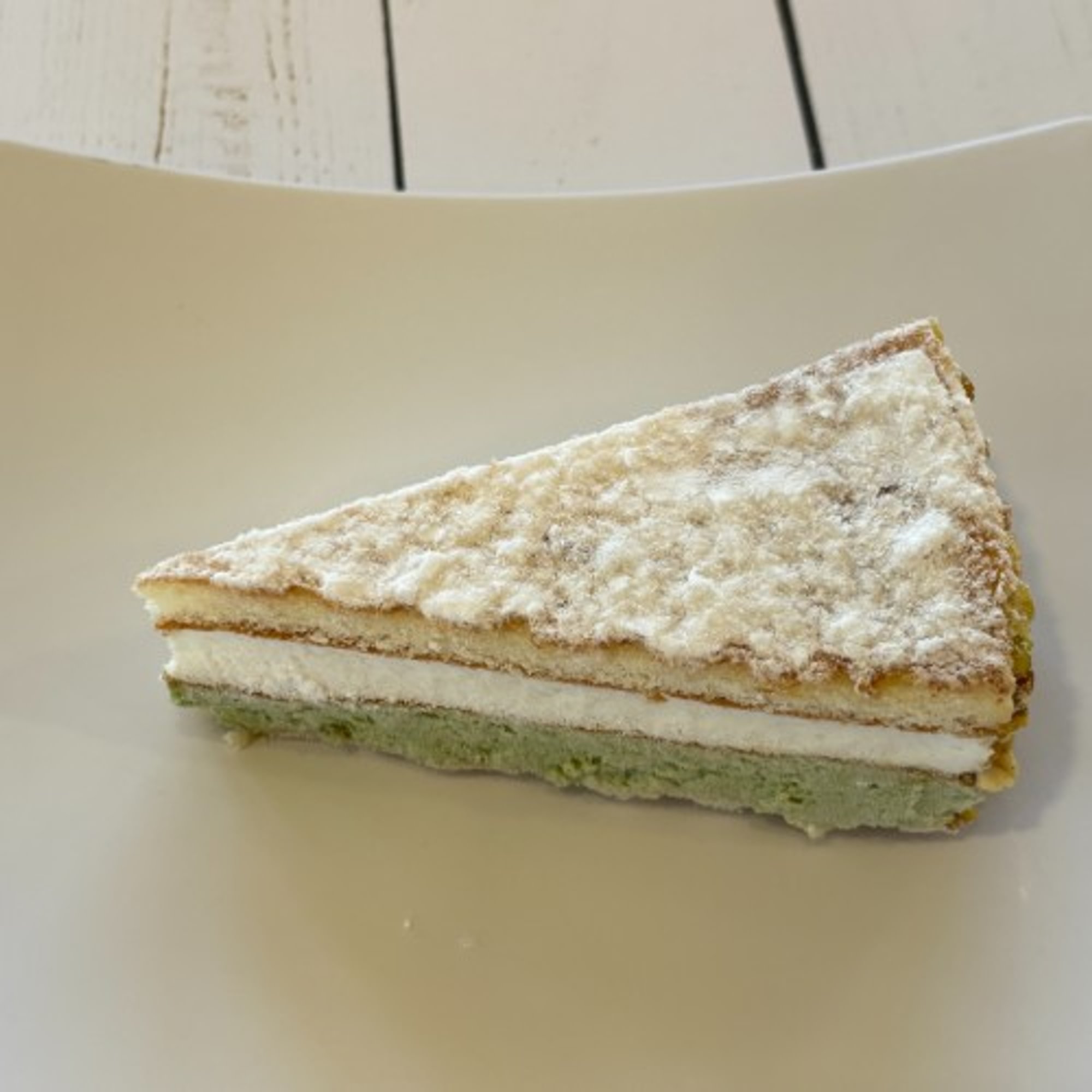 Pistachio and Ricotta Cake