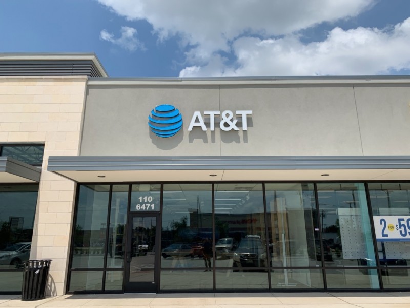 AT&T Store Photo