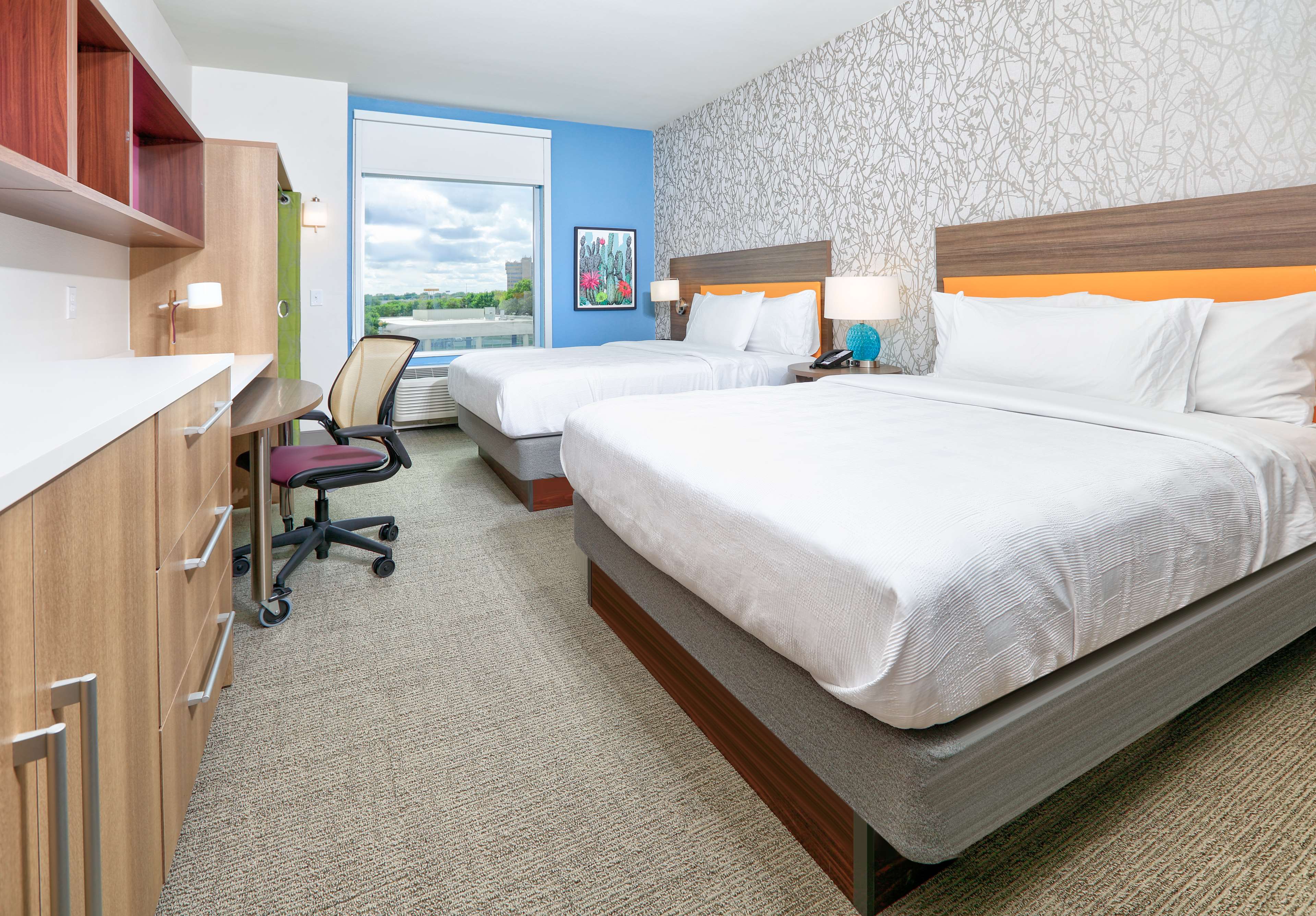 Guest room