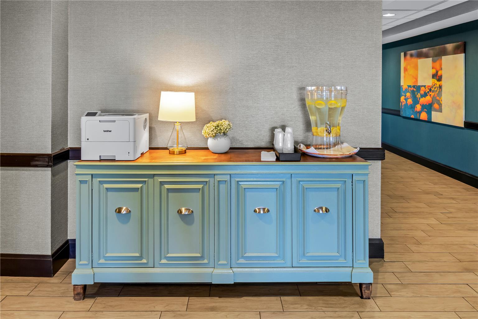 Hampton Inn Middletown Image