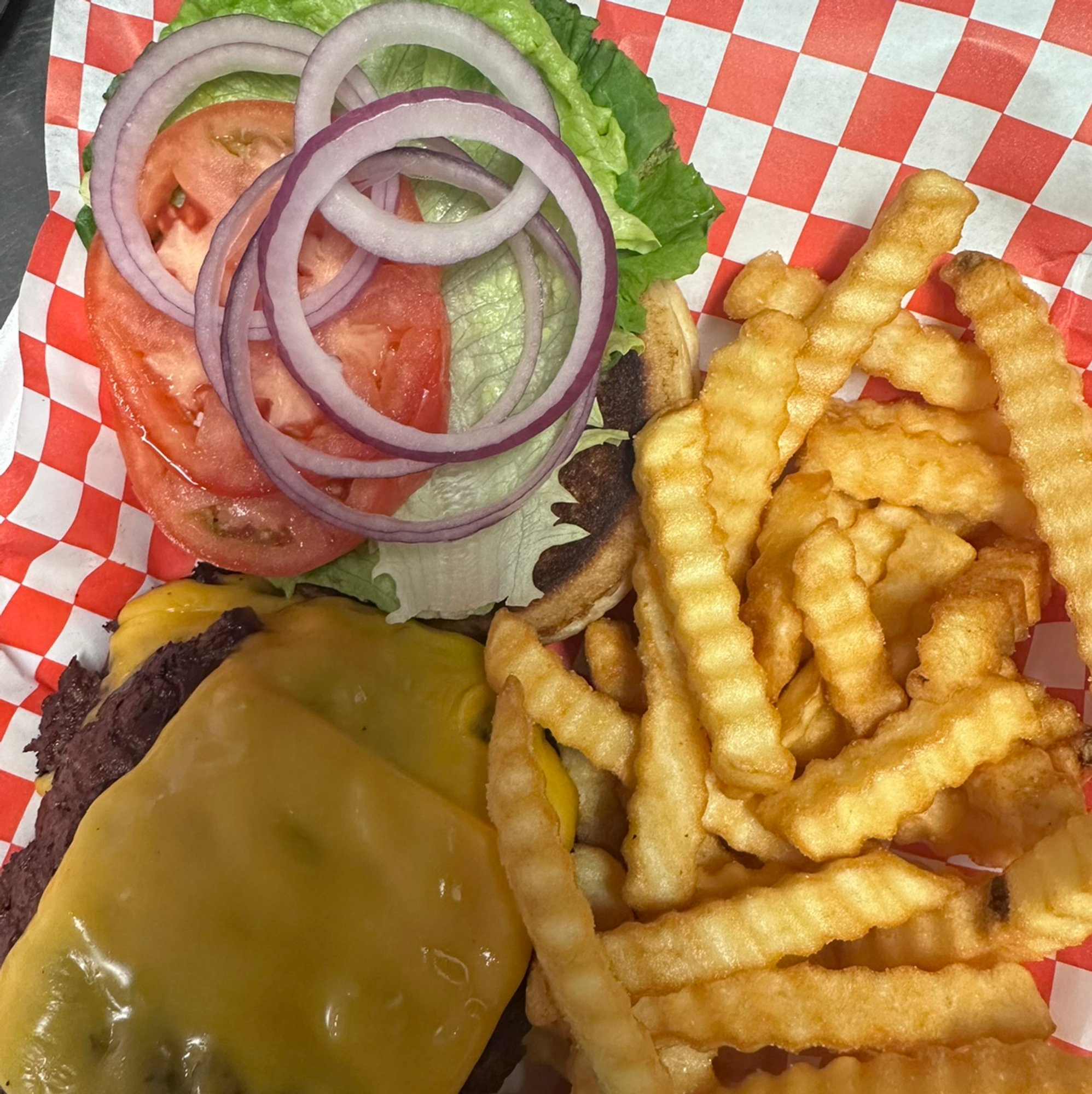 Single Smash Burger w/Cheese and Fries