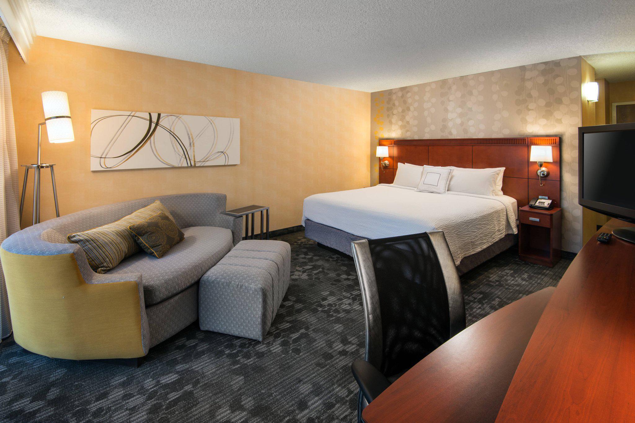 Courtyard by Marriott Portland Beaverton Photo