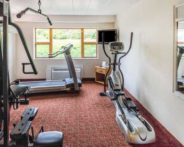 Images Quality Inn Royle