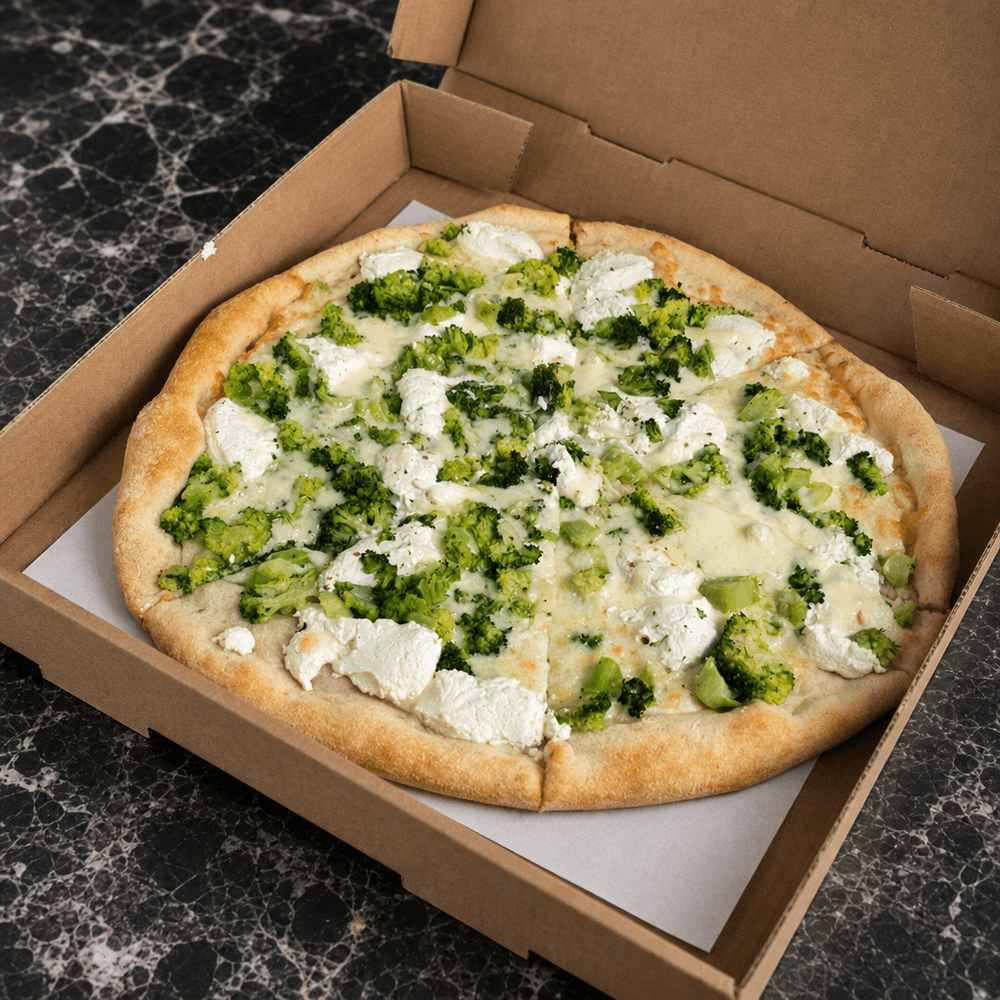 White Broccoli Pizza