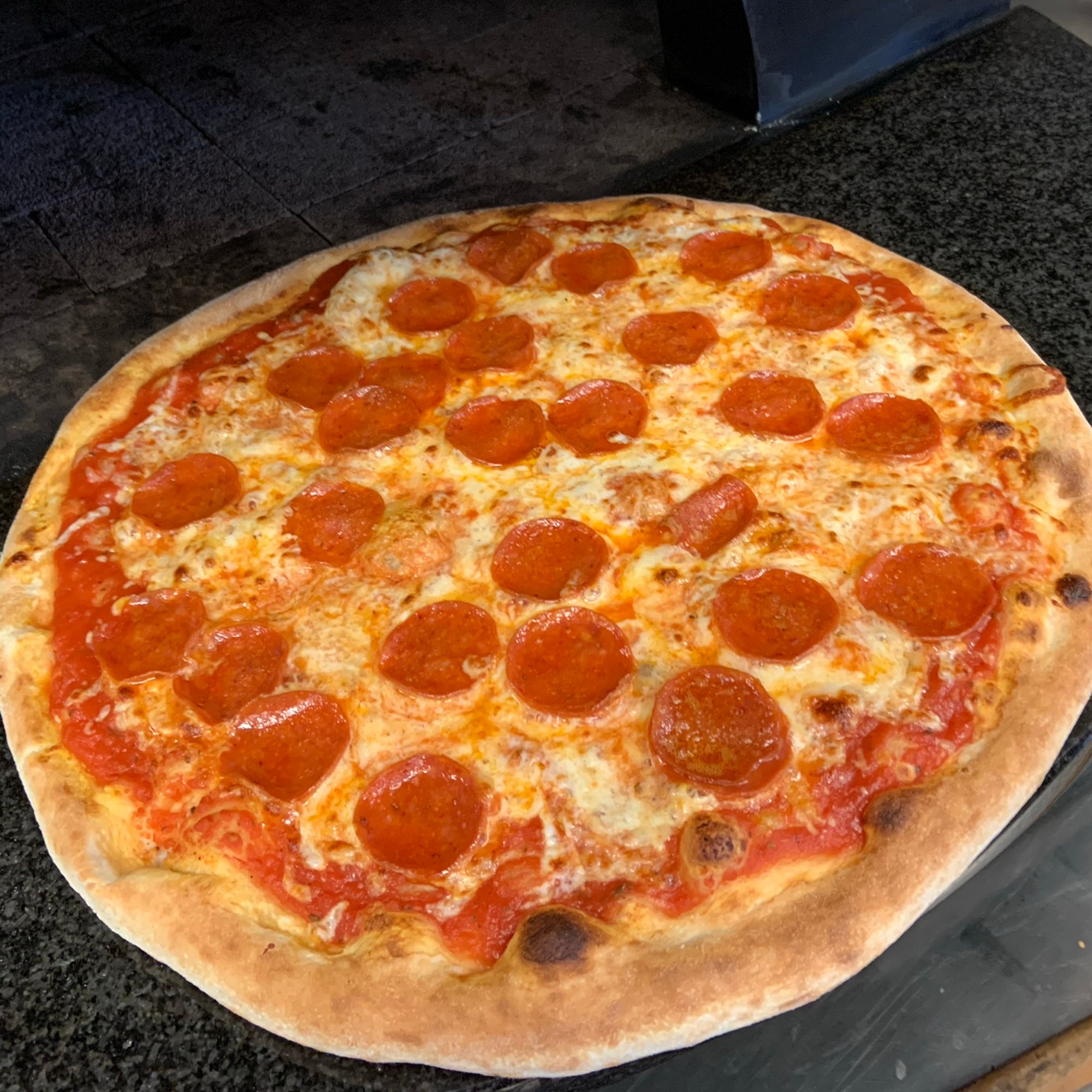 (16") PEPPERONI PIZZA
