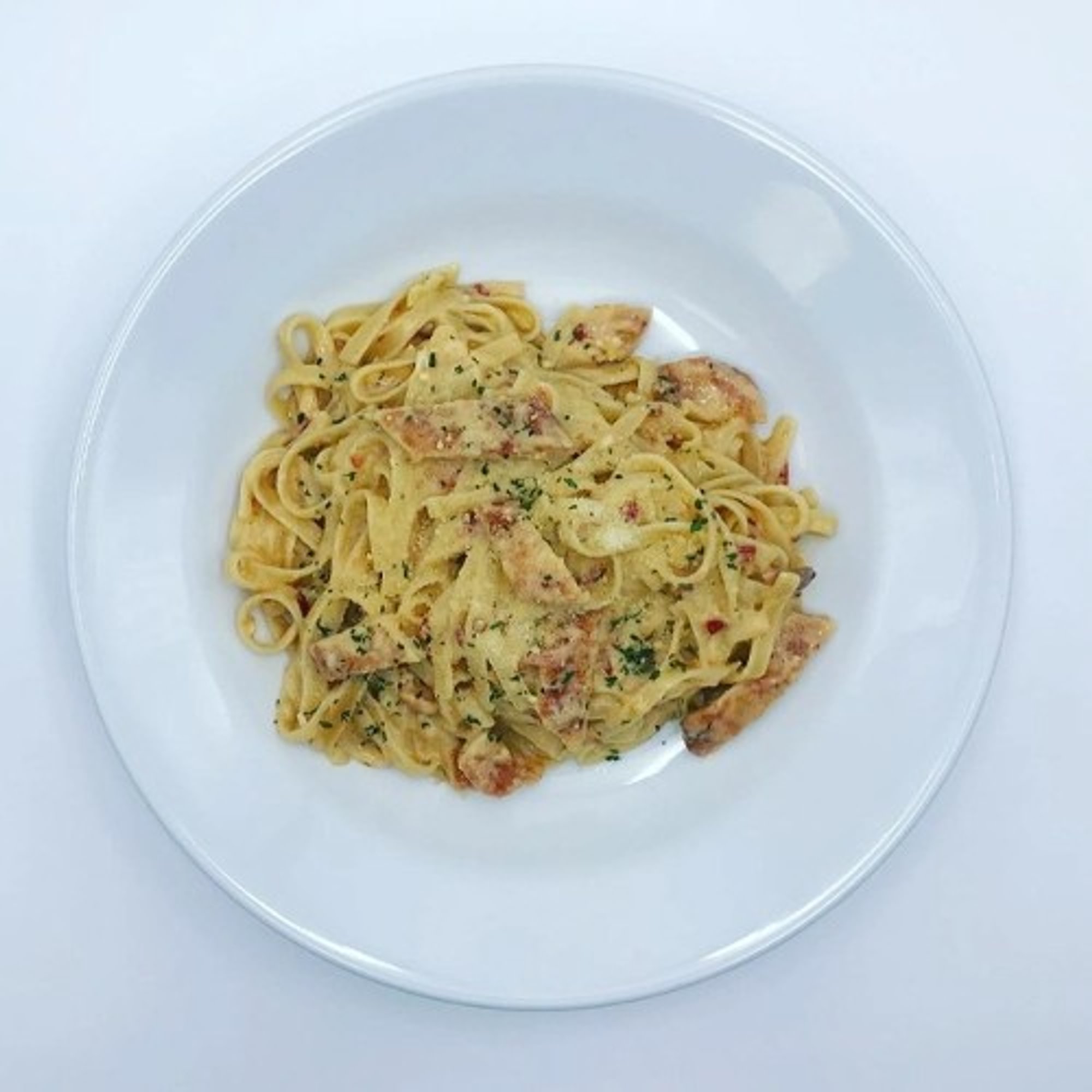 Spicy Skillet Chicken Alfredo