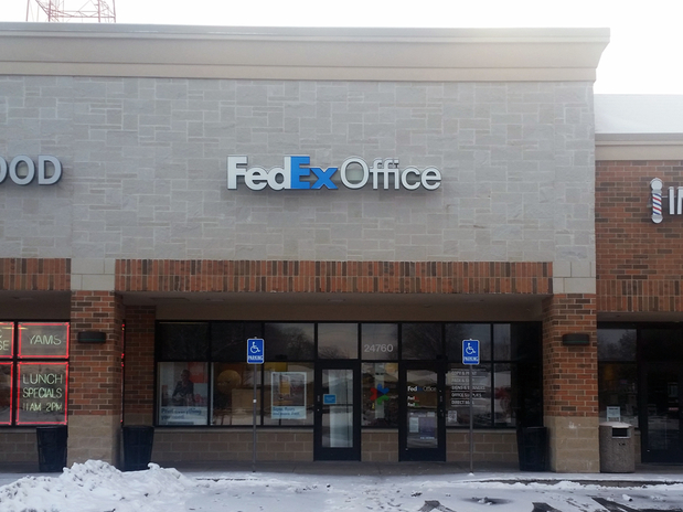 Images FedEx Office Print & Ship Center