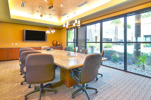 Images Premier Workspaces