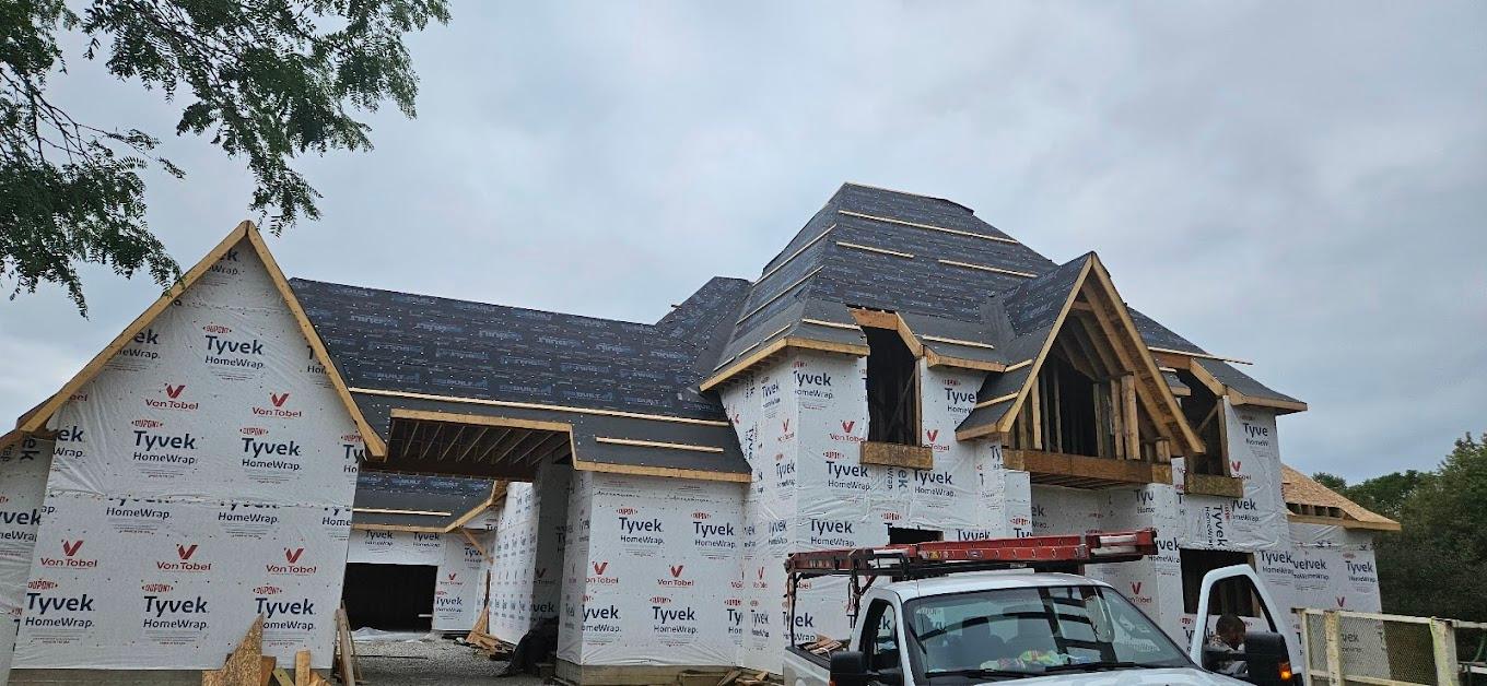 Eenigenburg Roofing Image