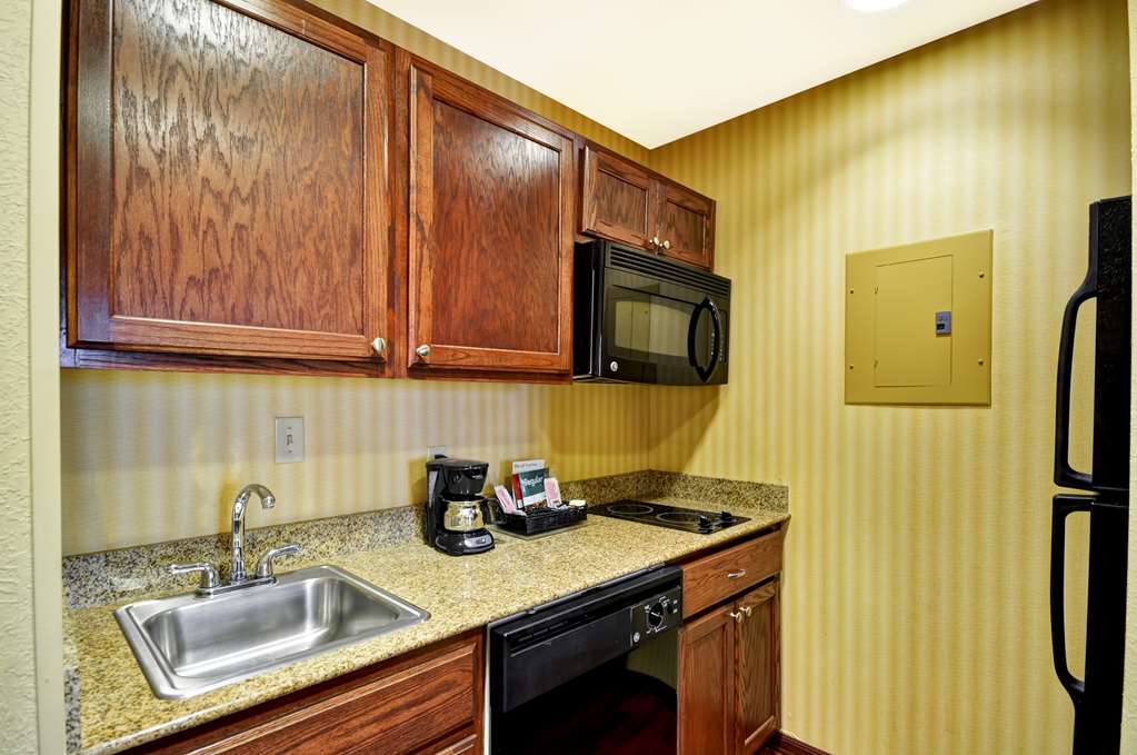 Homewood Suites by Hilton Tulsa-South Image