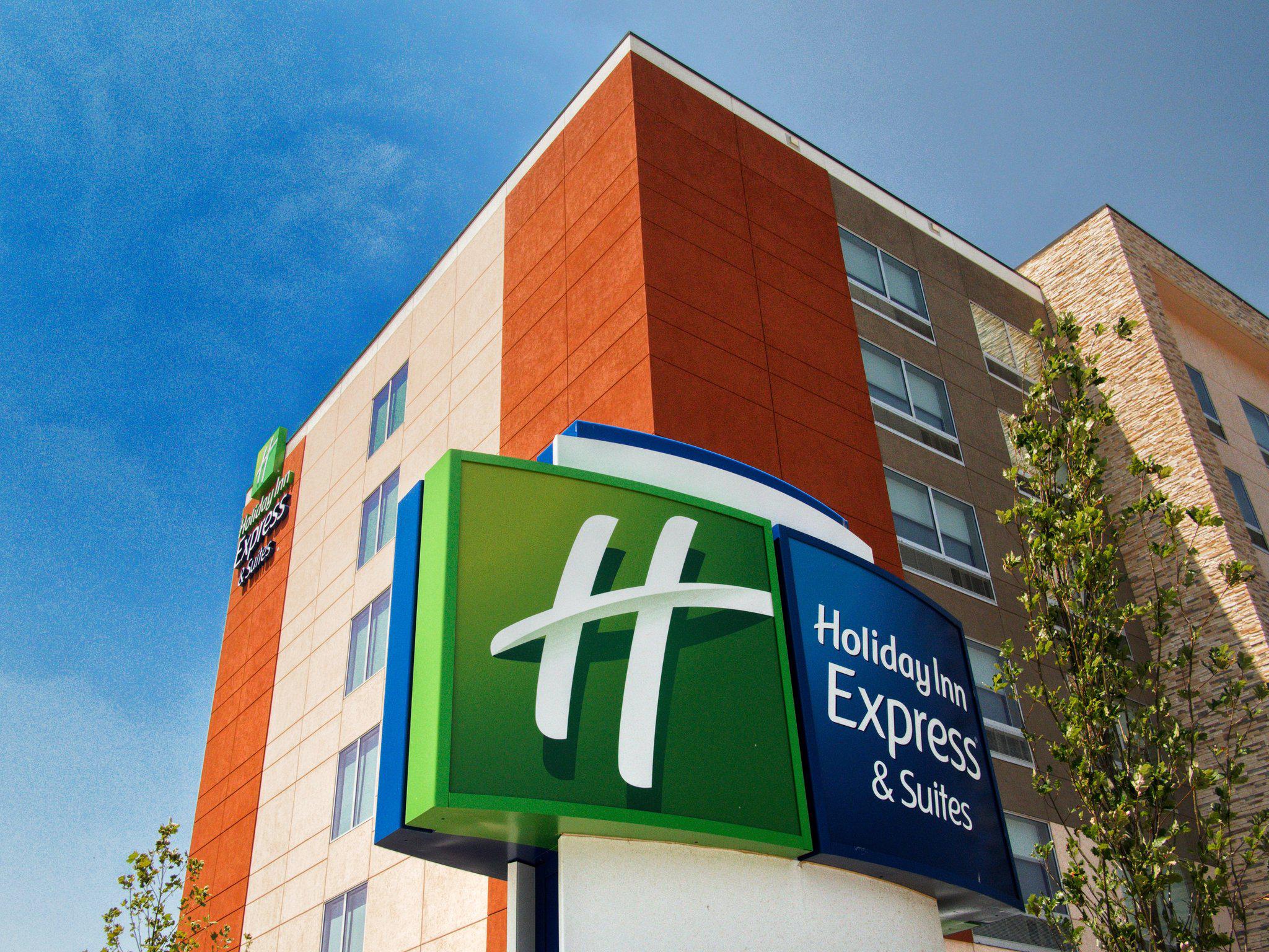 Holiday Inn Express & Suites Moore Photo