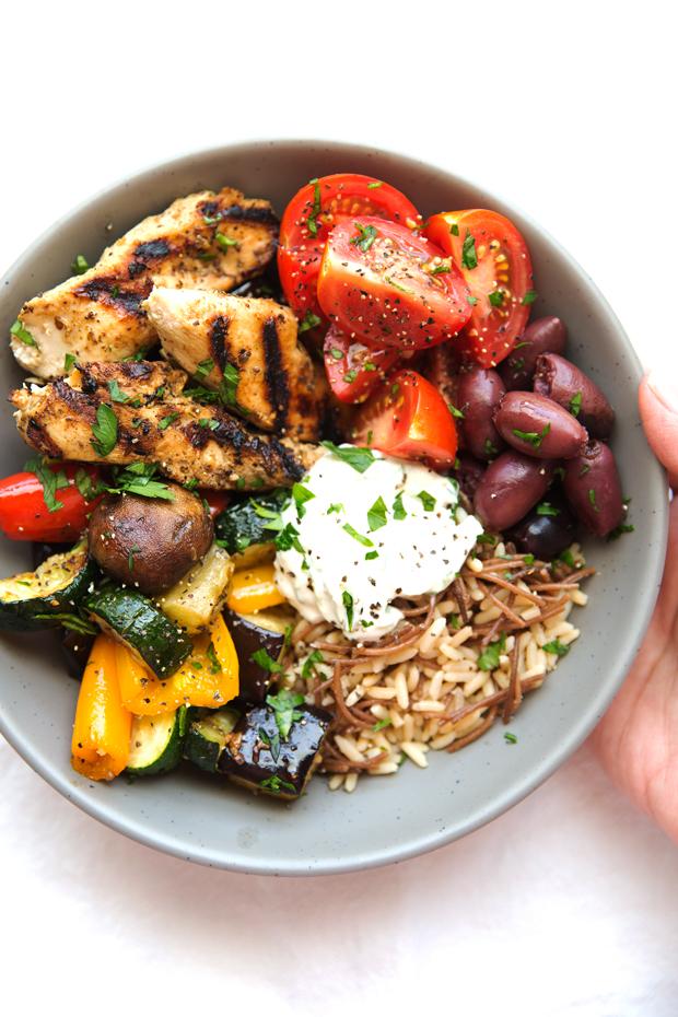 Greek Rice Bowl -Tomato, cucumber, carrots, Feta, Kalamata, Olives, Grilled Chicken